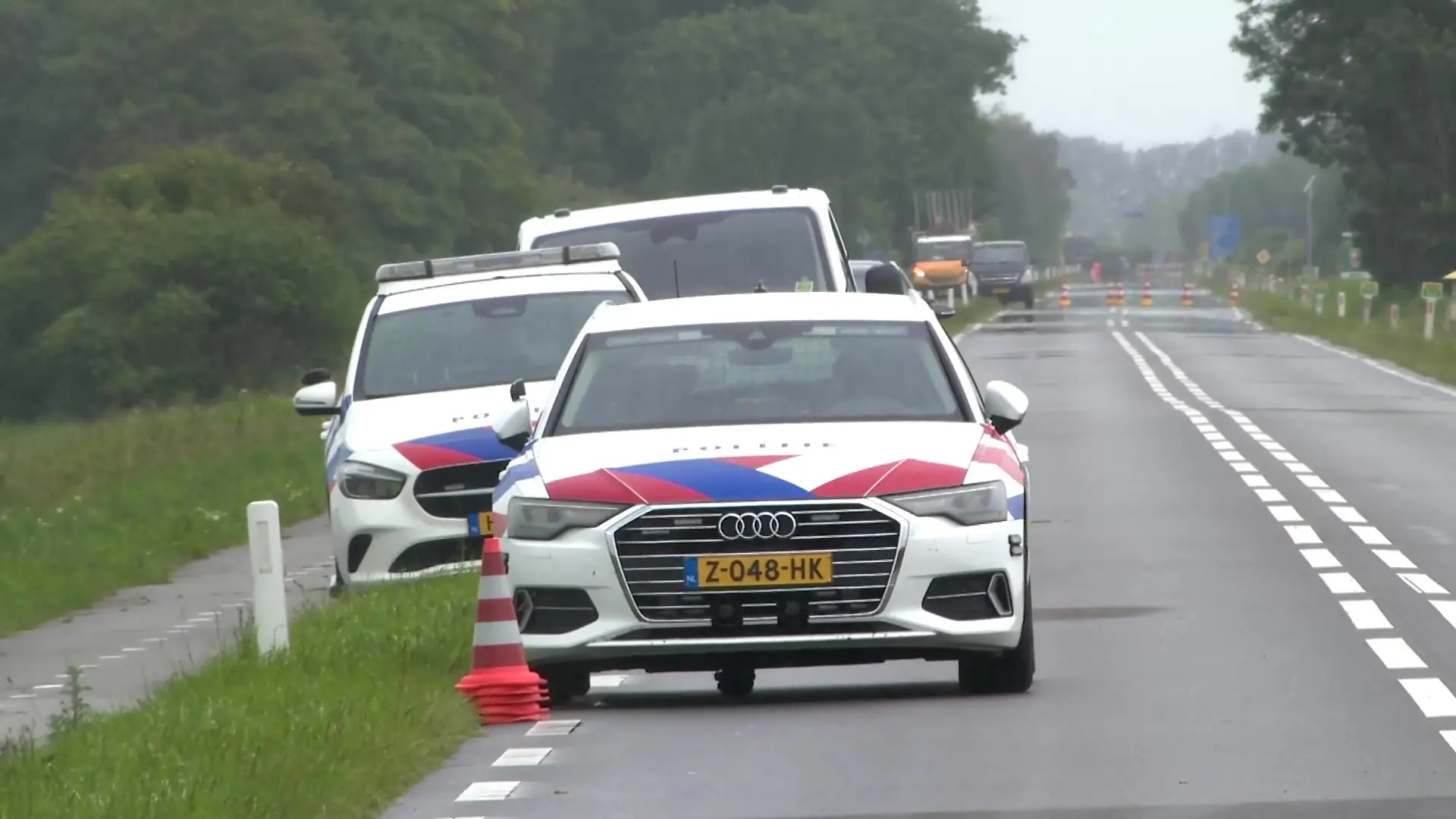 Der Unfall ereignete sich in der Nähe des Dorfes Vogelwaarde unweit der belgischen Grenze.