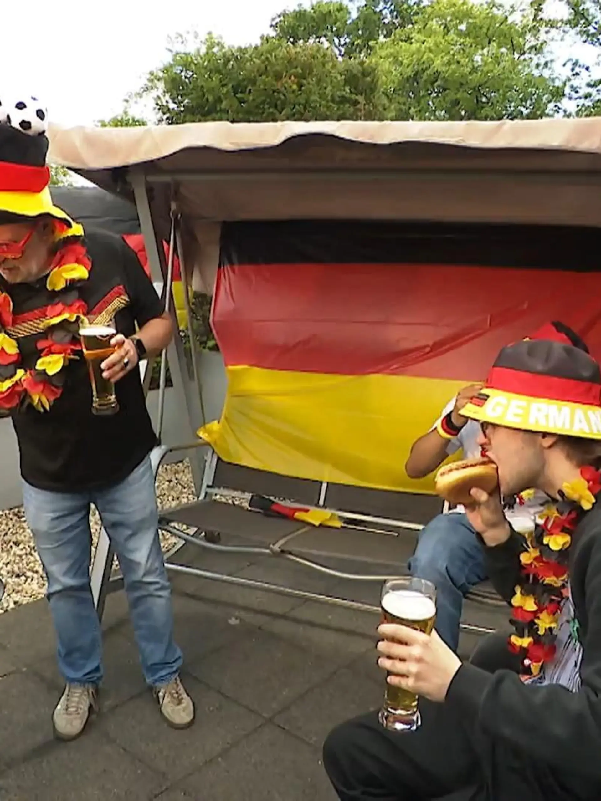 Bild zu: "WM-Knigge für Fußball-Fans"