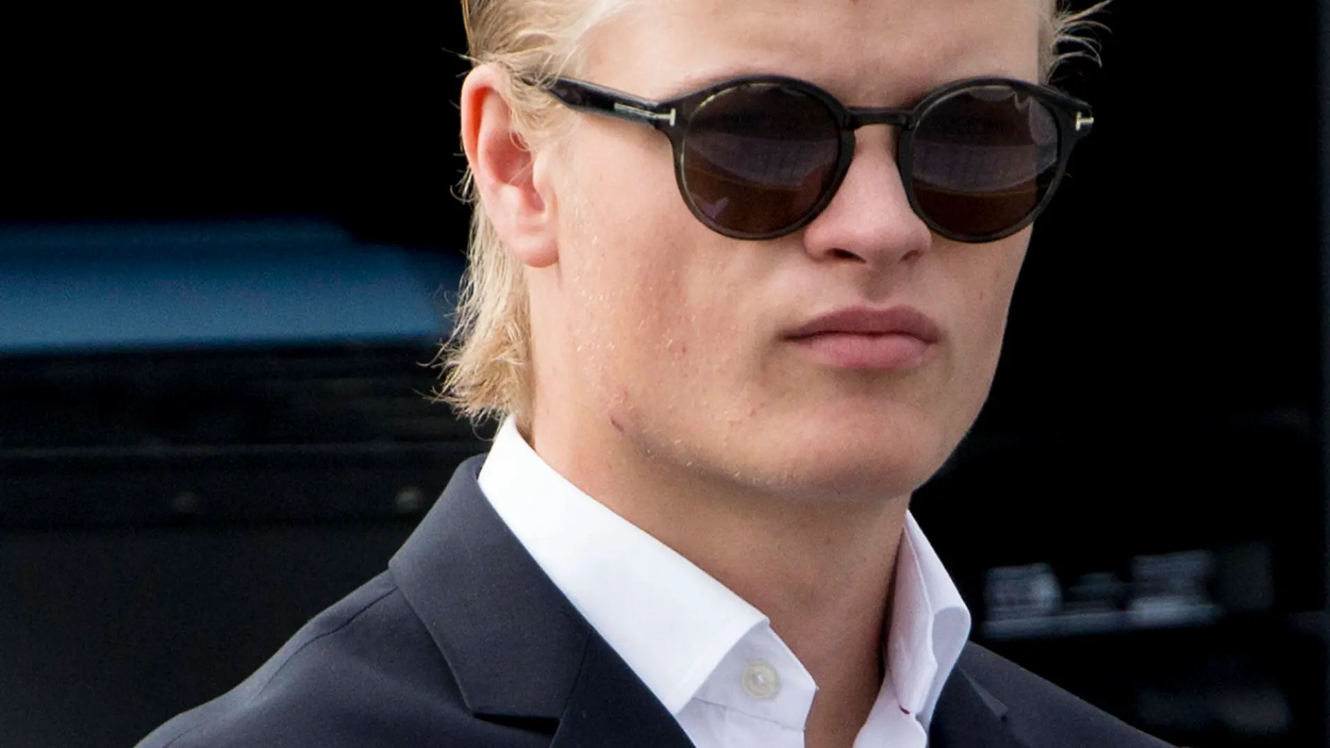Info - Norvège: Marius Borg Hoiby, le fils de la princesse Mette-Marit soupçonné de 23 infractions dont trois viols - Marius Borg Hoiby - La famille royale de Norvège lors du jubilé de 25 ans de règne du roi Harald de Norvège à Trondheim, le 23 juin 2016. King Harald celebrates his 25 year jubilee as King of Norway and today is the 25th anniversary of the king being blessed in Nidaros Cathedral in 1991, in Trodheim on June 23, 2016. Attending from the royal family are King Harald and Queen Sonja, Crown Prince Haakon, Crown Princess Mette-Marit, Princess Ingrid Alexandra, Prince Sverre Magnus and Mr Marius Borg Høiby, Princess Martha Louise with daughters Maud Angelica, Leah Isadora and Emma Tallulah and Princess Astrid, Mrs Ferner. Trondhei PUBLICATIONxNOTxINxFRAxUKxUSAxAUSxBEL Copyright: xRoyalportraitsxEurope/BernardxRubsamenx/xBestimagexRoyalportraitsxEurope/BernardxRubsamenx/xBestimagex