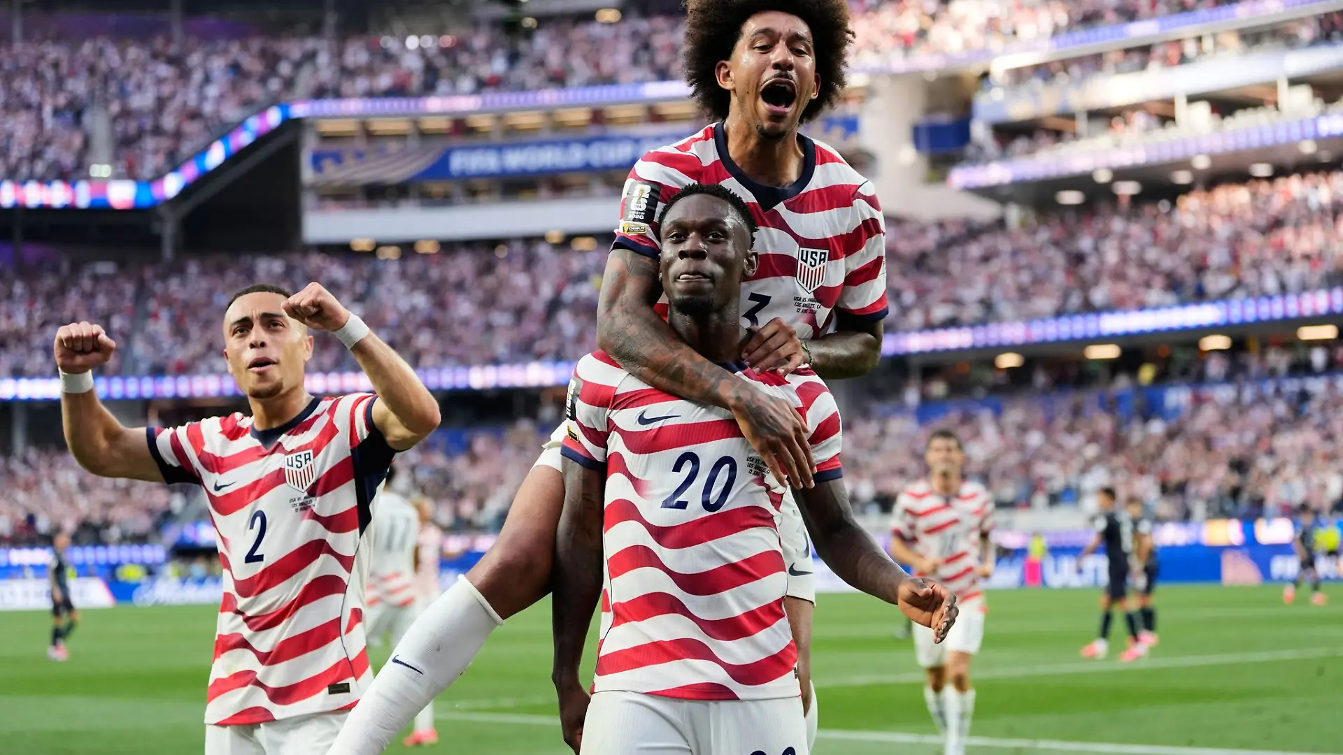 Die USA feiern einen perfekten WM-Start.