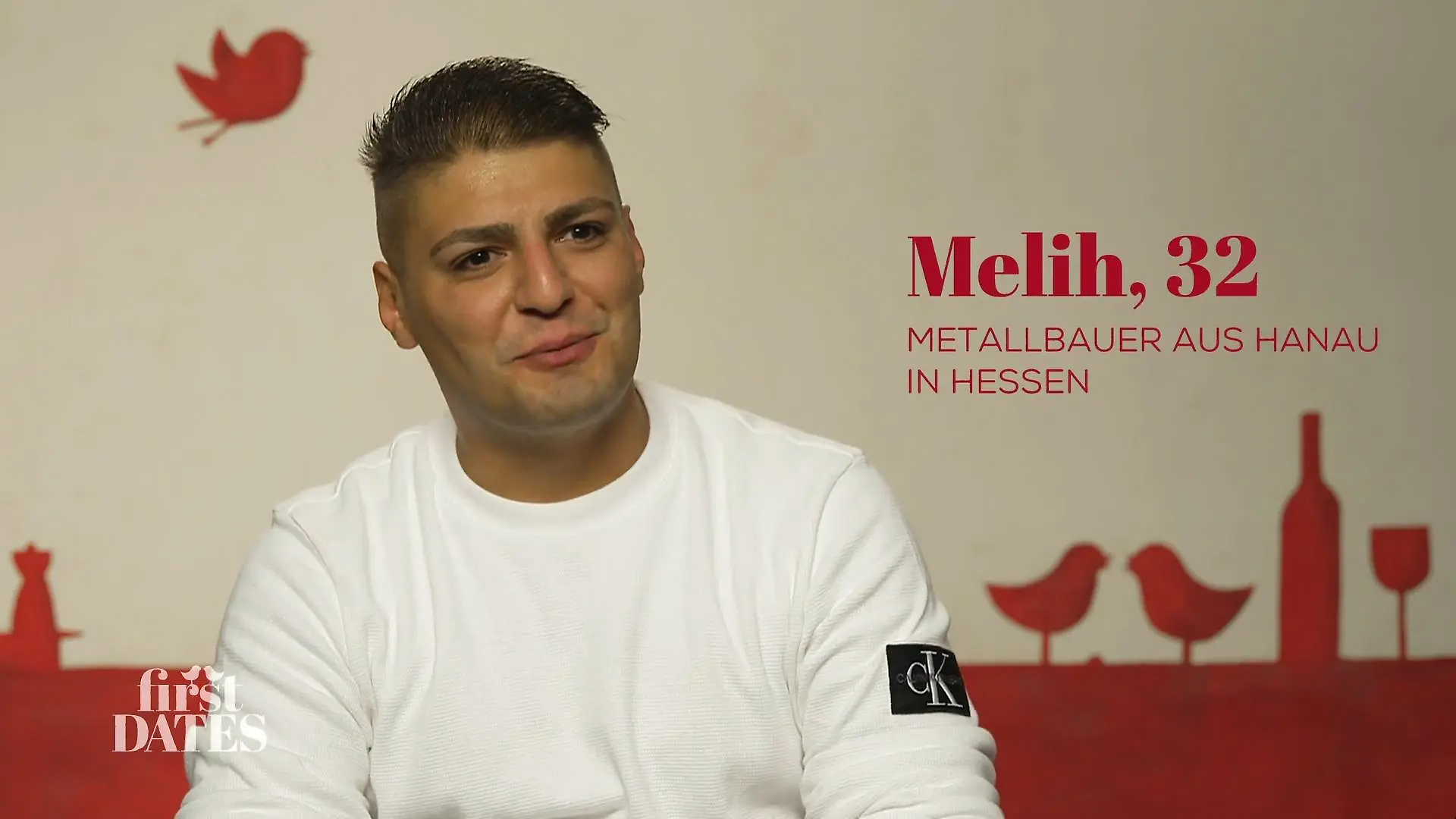 Anna würde mit Melihs Sohn zum Fußball gehen Offen für Kids