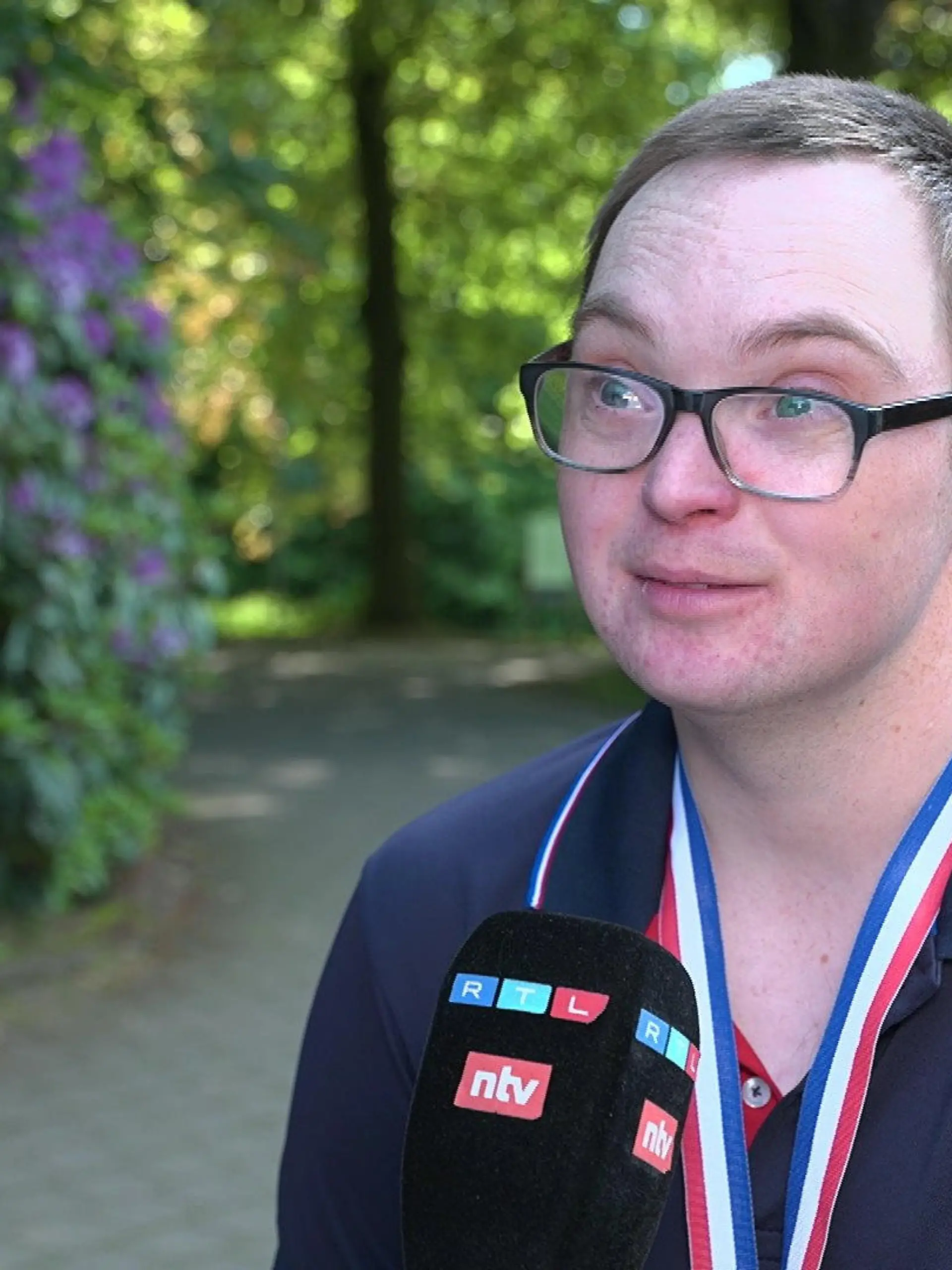 Bild zu: "Special-Olympics-Sportler Christian Pohler golft sich raus aus der Einsamkeit"