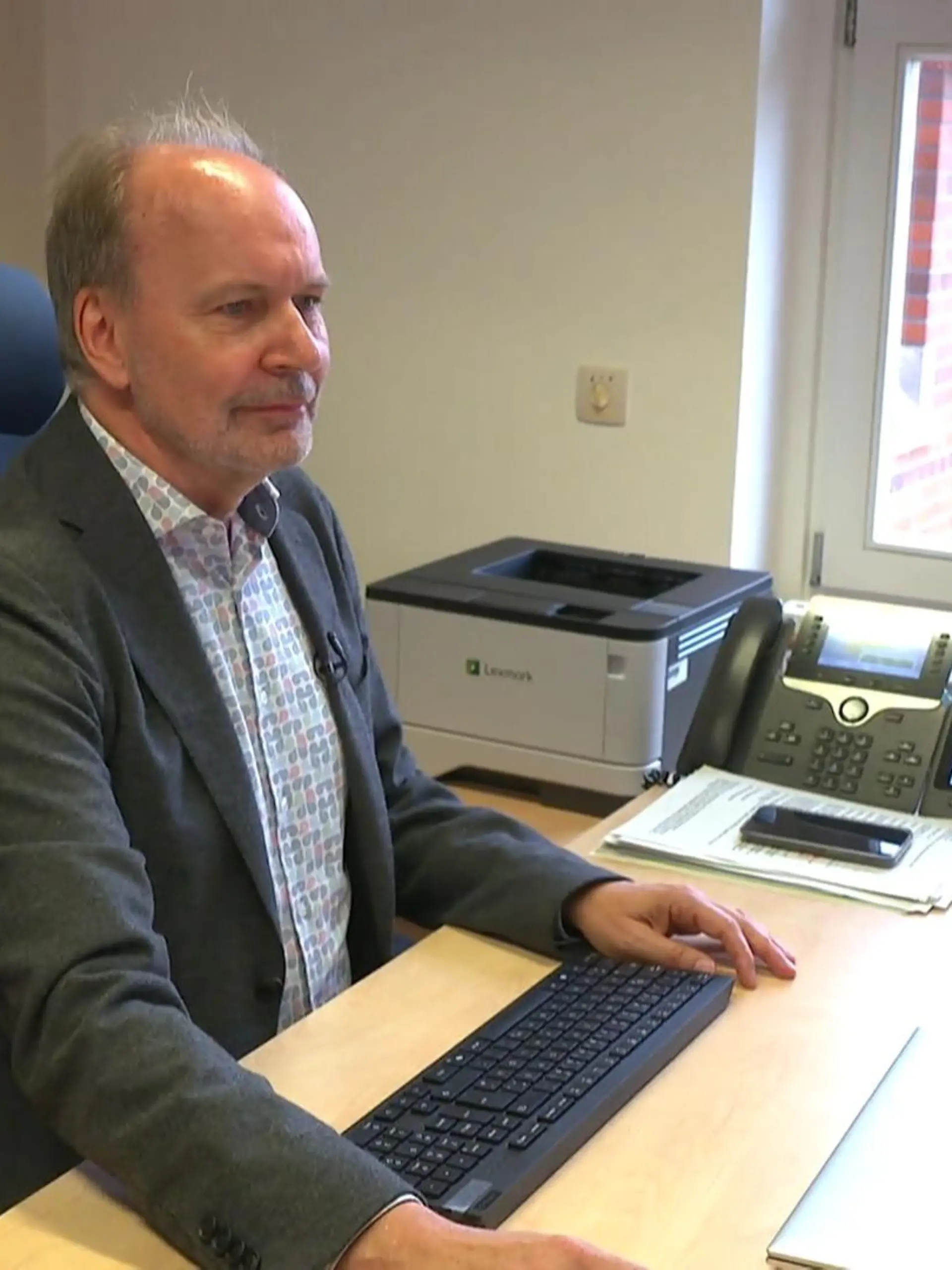 Bild zu: "Weg von US-Konzernen wie Microsoft: Schleswig Holstein nutzt jetzt Alternative"