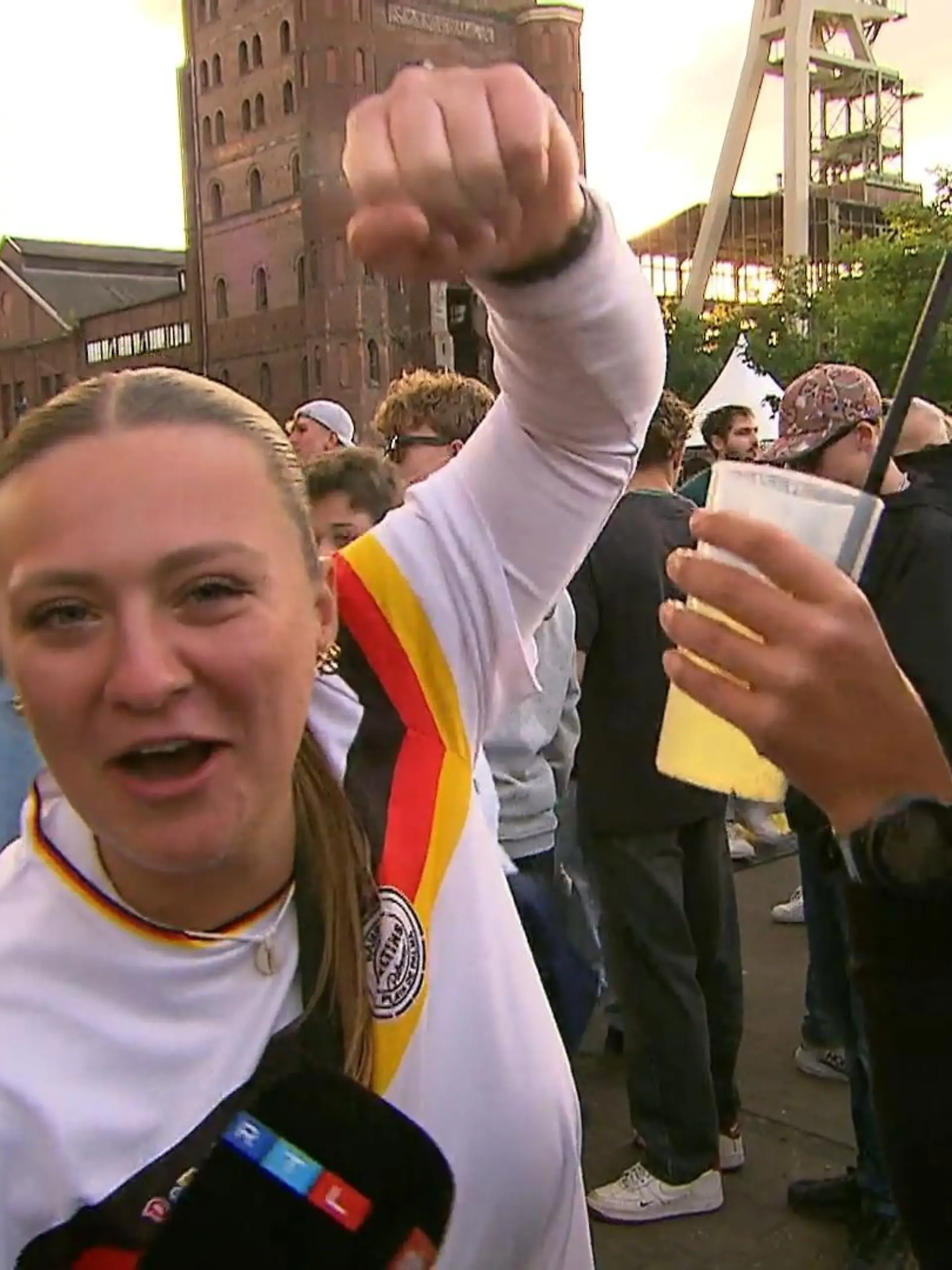 Bild zu: "WM Party auf der Zeche"