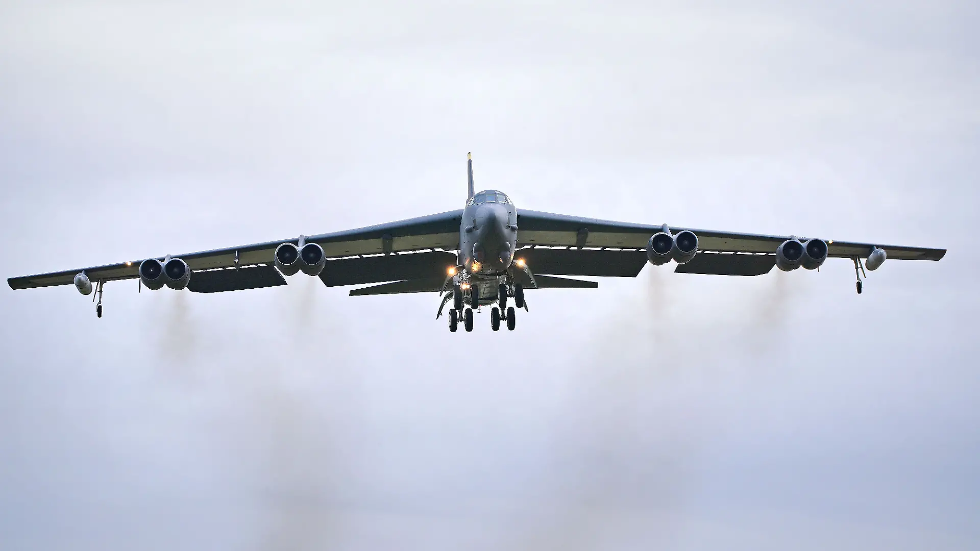 B-52-Bomber sind strategische Langstreckenflugzeuge der US-Luftwaffe. Sie dienen der Abschreckung und können konventionelle sowie nukleare Waffen tragen. (Archivbild)
