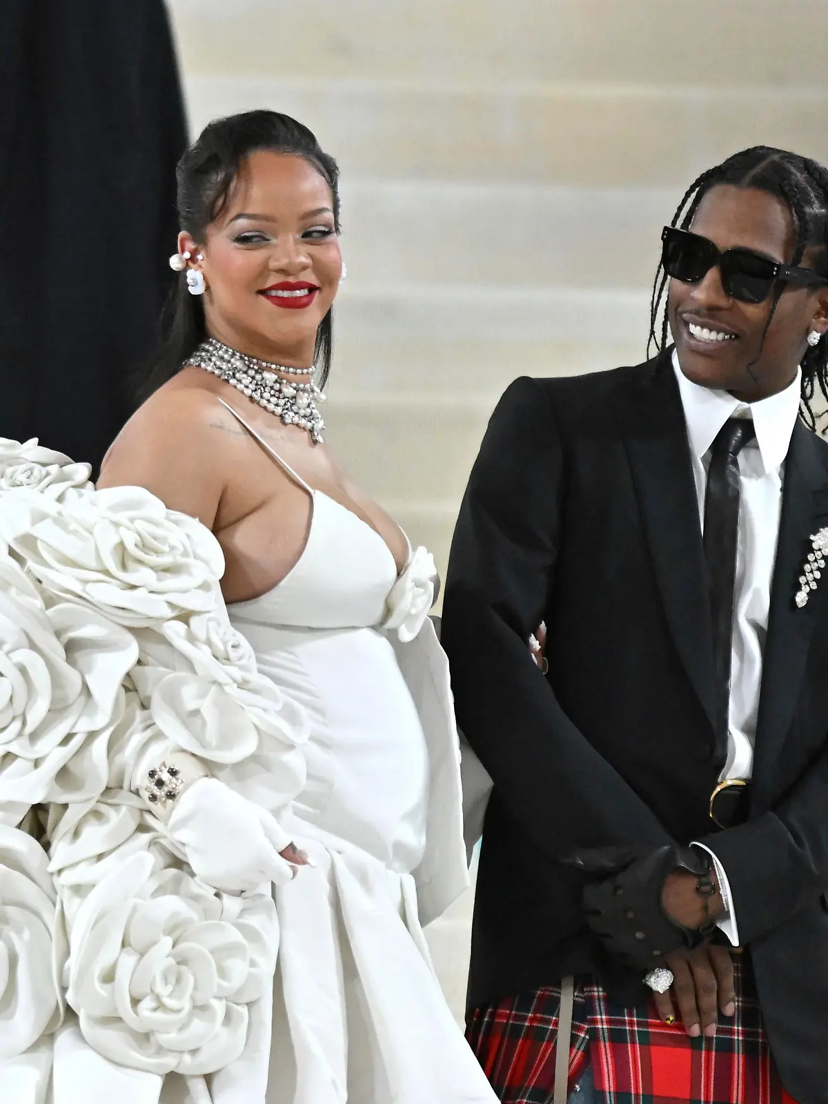 Photo by: zz/NDZ/STAR MAX/IPx 2023 5/1/23 Rihanna and ASAP Rocky at the 2023 Costume Institute Benefit Gala celebrating the opening of the exhibition "Karl Lagerfeld: A Line Of Beauty" held on May 1, 2023 at The Metropolitan Museum of Art in New York City. (NYC)