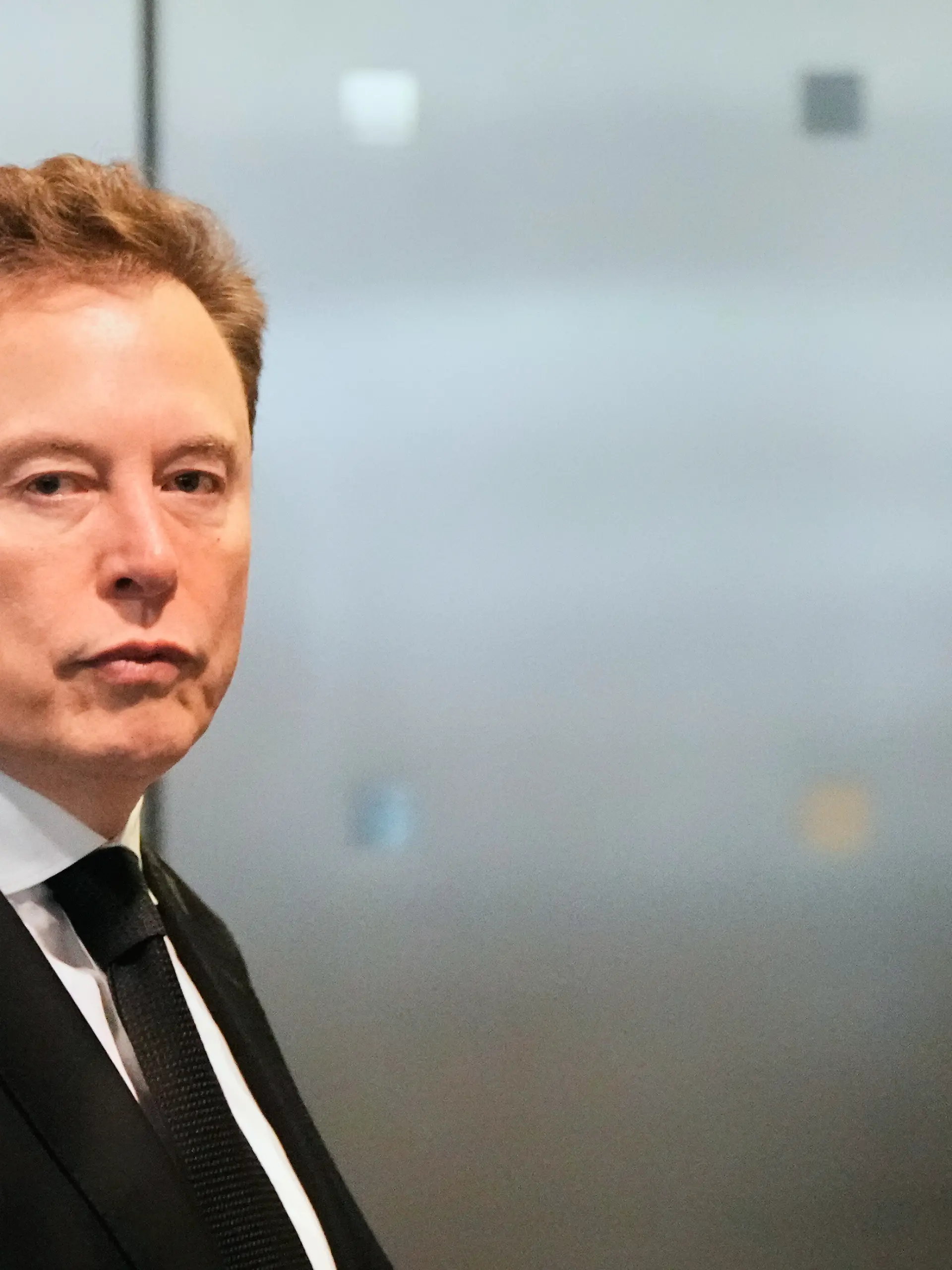 Elon Musk arrives at the U.S. District Court in Oakland, Calif., Tuesday, April 28, 2026. (AP Photo/Godofredo A. Vásquez)