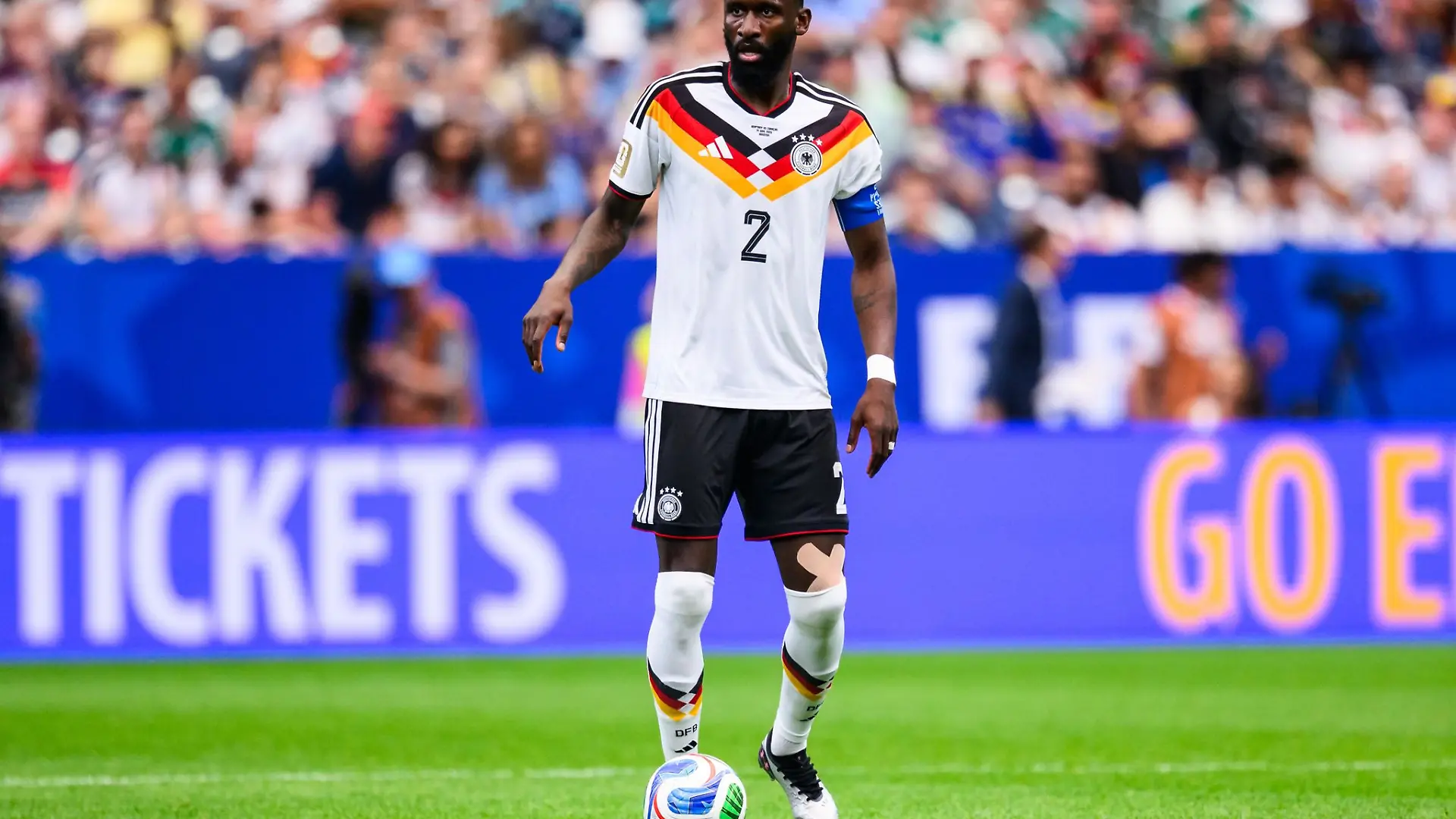 Antonio Rüdiger bleibt bei Real Madrid.