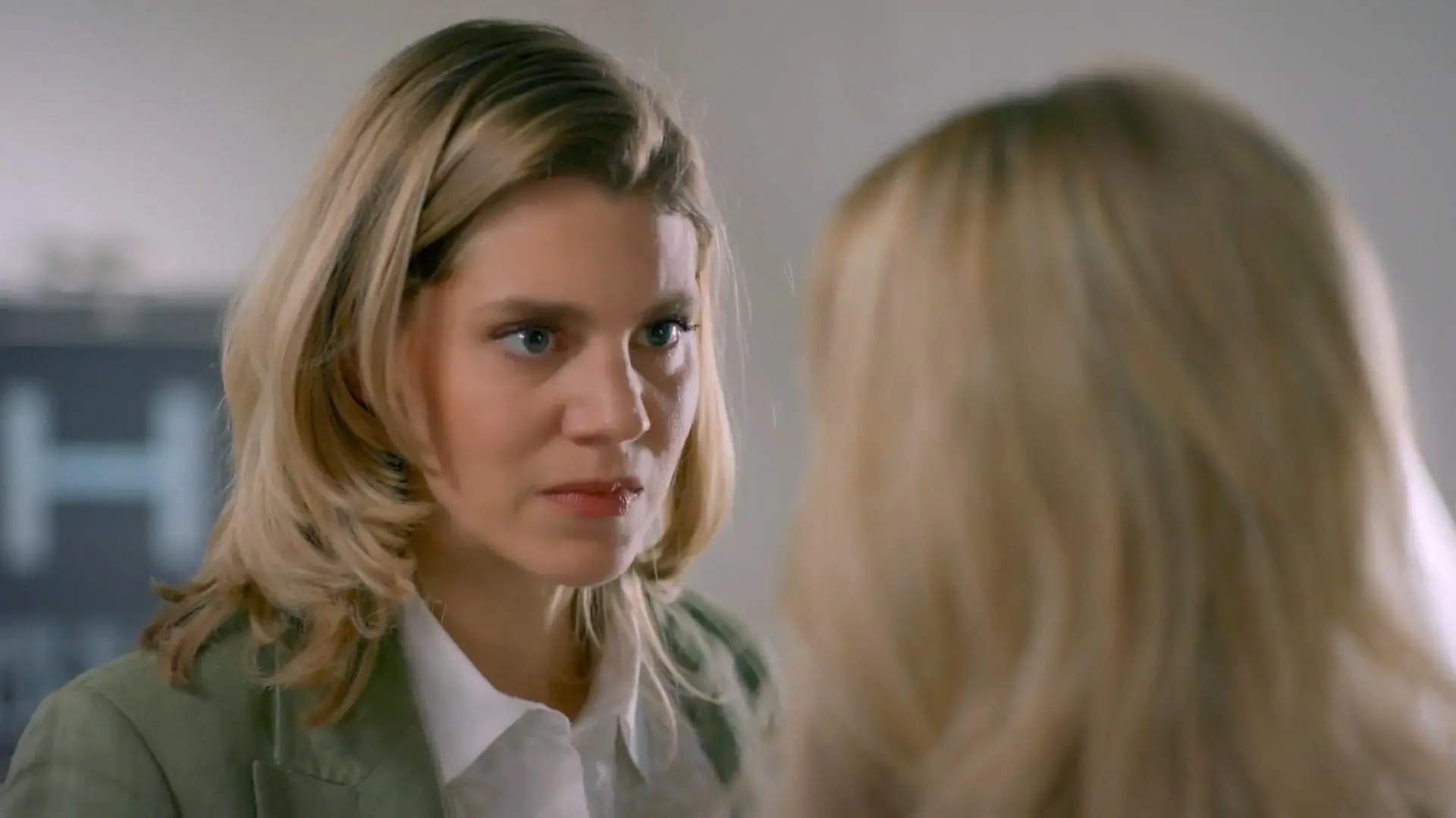 Stella bricht mit Patricia: „Deine Liebe tut nur weh“ Achtung, „Unter uns”-Spoiler!
