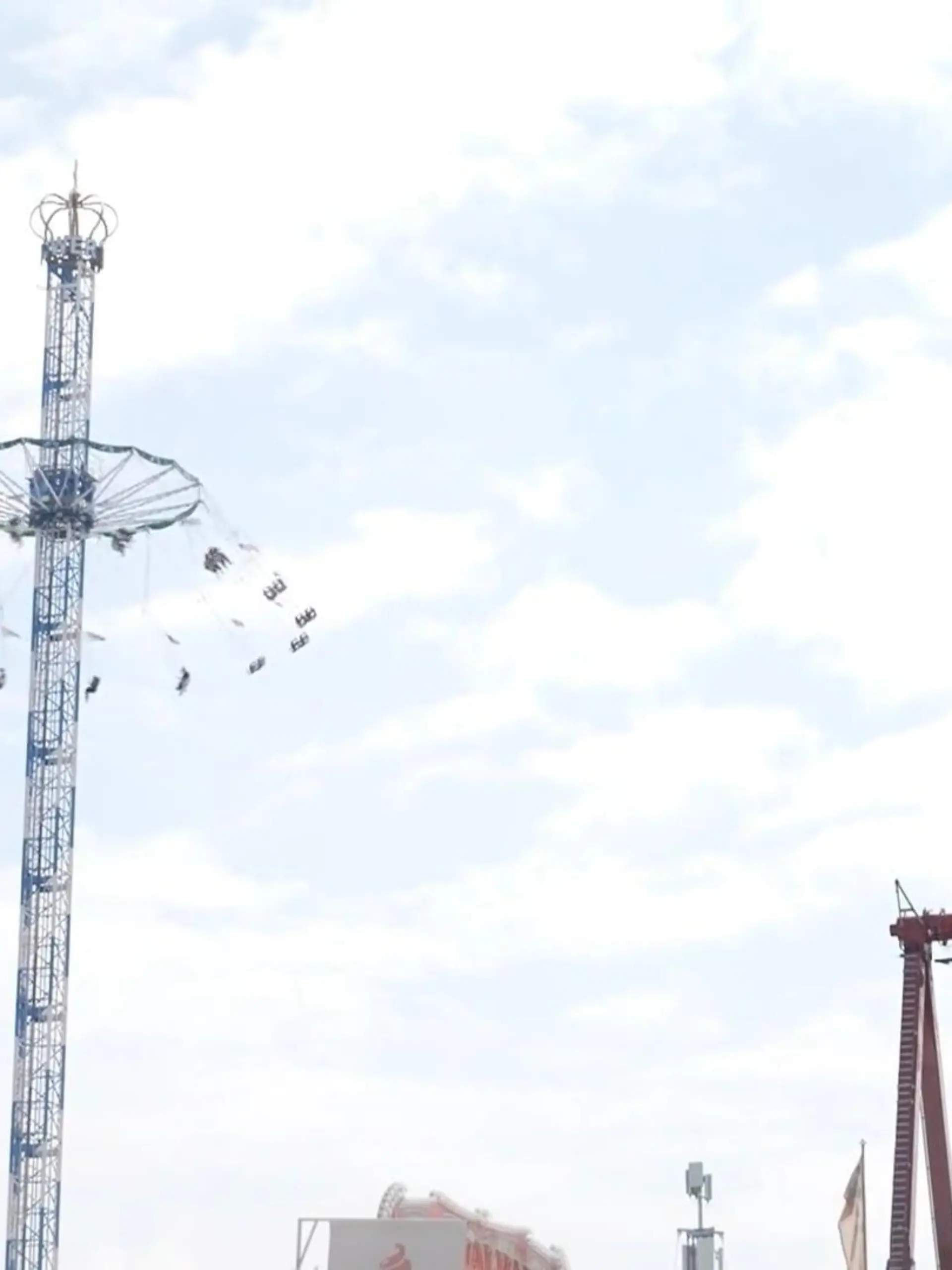 Bild zu: "Die größte Kirmes am Rhein feiert 125-Jähriges Jubiläum"