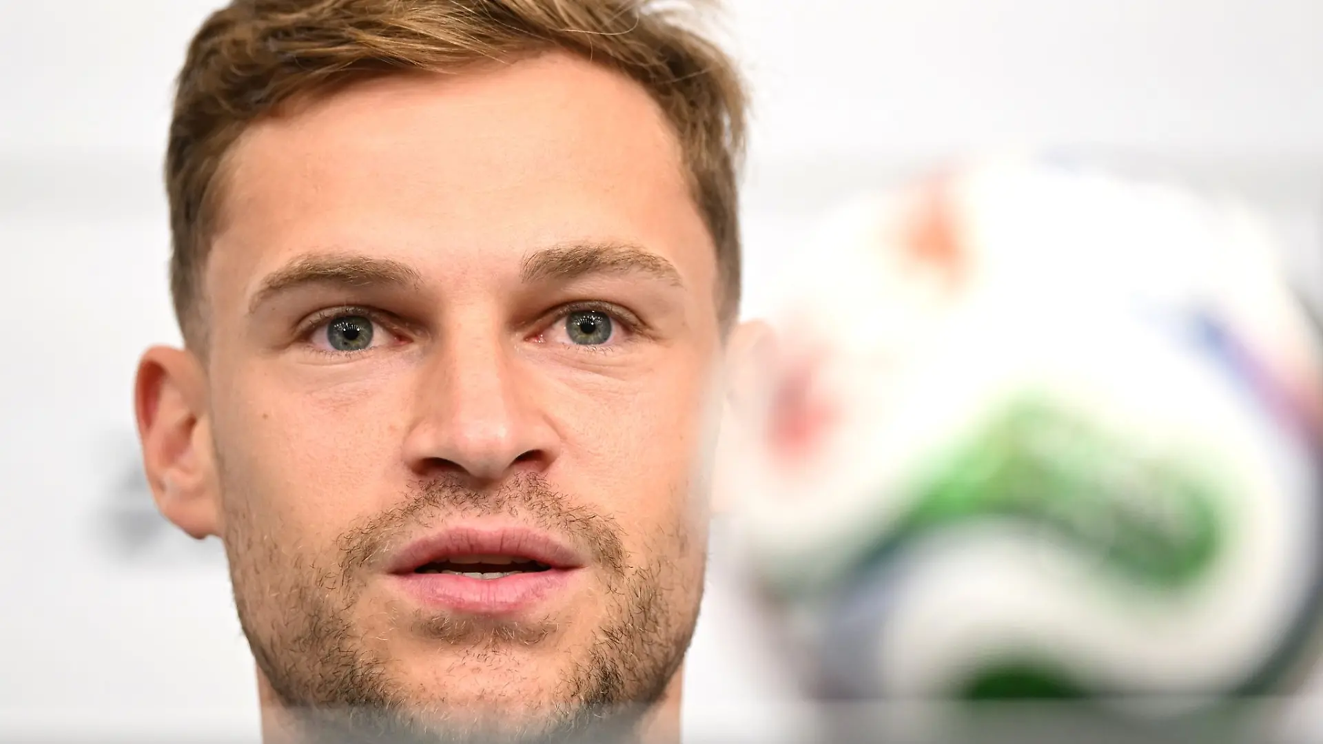 Joshua Kimmich spricht über die kommenden WM-Aufgaben.