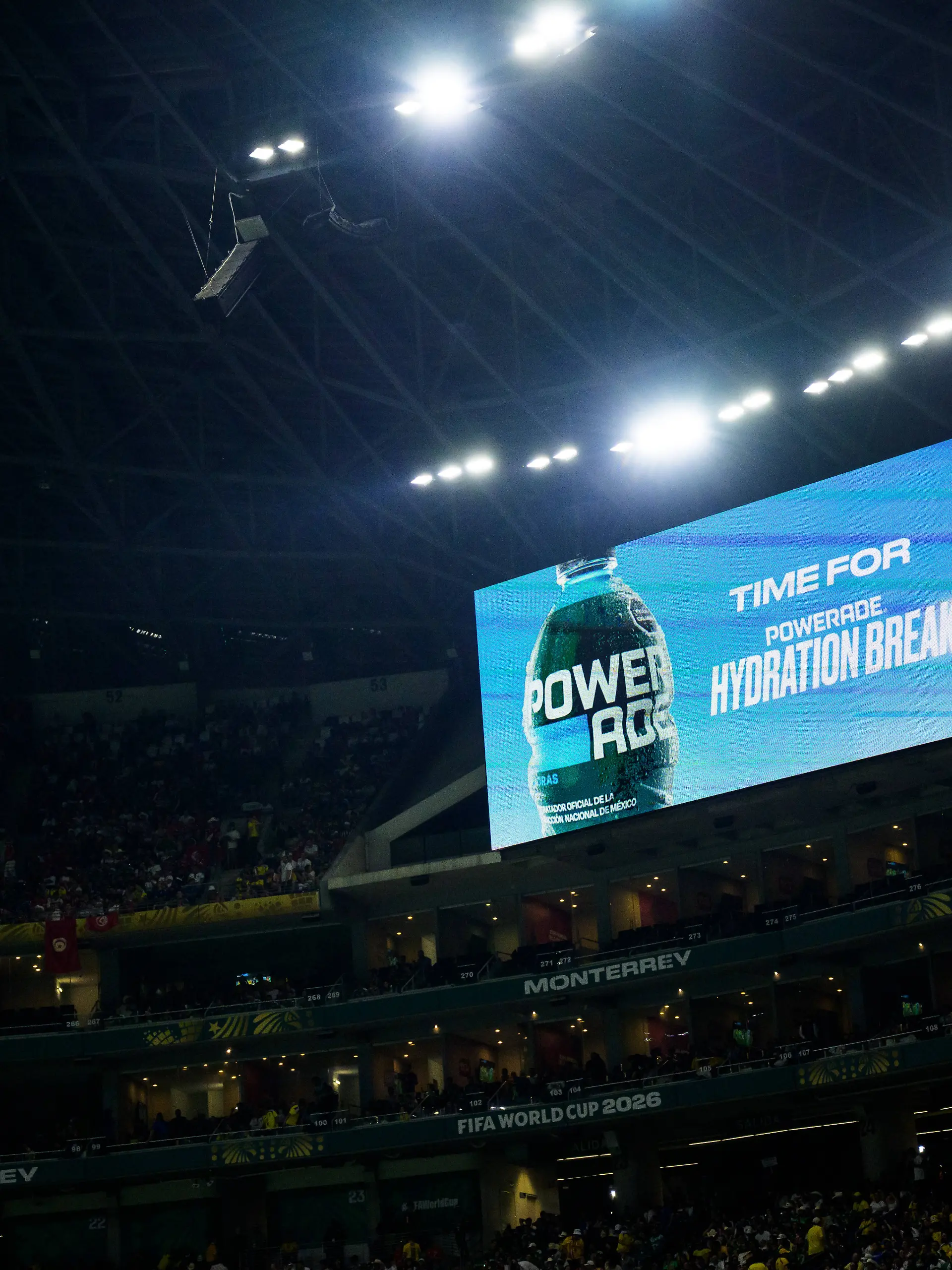 260614 A hydration break is being communicated on a screen during the FIFA World Cup, WM, Weltmeisterschaft, Fussball 2026 football match between Sweden and Tunisia on June 14, 2026 in Monterrey. Photo: Joel Marklund / BILDBYRAN / kod JM / PA1234 bbeng fotboll football soccer fotball vm fotbolls-vm fotball-vm fotbolls-vm 2026 fifa world cup 2026 sverige sweden sverige a tunisien tunisia reklam reklamavbrott commercial break cooling break vätskepaus Powerade *** 260614 A hydration break is being communicated on a screen during the FIFA World Cup 2026 football match between Sweden and Tunisia on June 14, 2026 in Monterrey Photo Joel Marklund BILDBYRAN code JM PA1234 bbeng fotboll football soccer fotball vm fotbolls vm fotballs vm fotbolls vm 2026 fifa world cup 2026 sverige sweden sverige a tunisien tunisia reklam reklamavbrott commercial break cooling break vätskepaus Powerade PUBLICATIONxNOTxINxSWExNORxFINxDEN Copyright: JOELxMARKLUND BB260614JM309