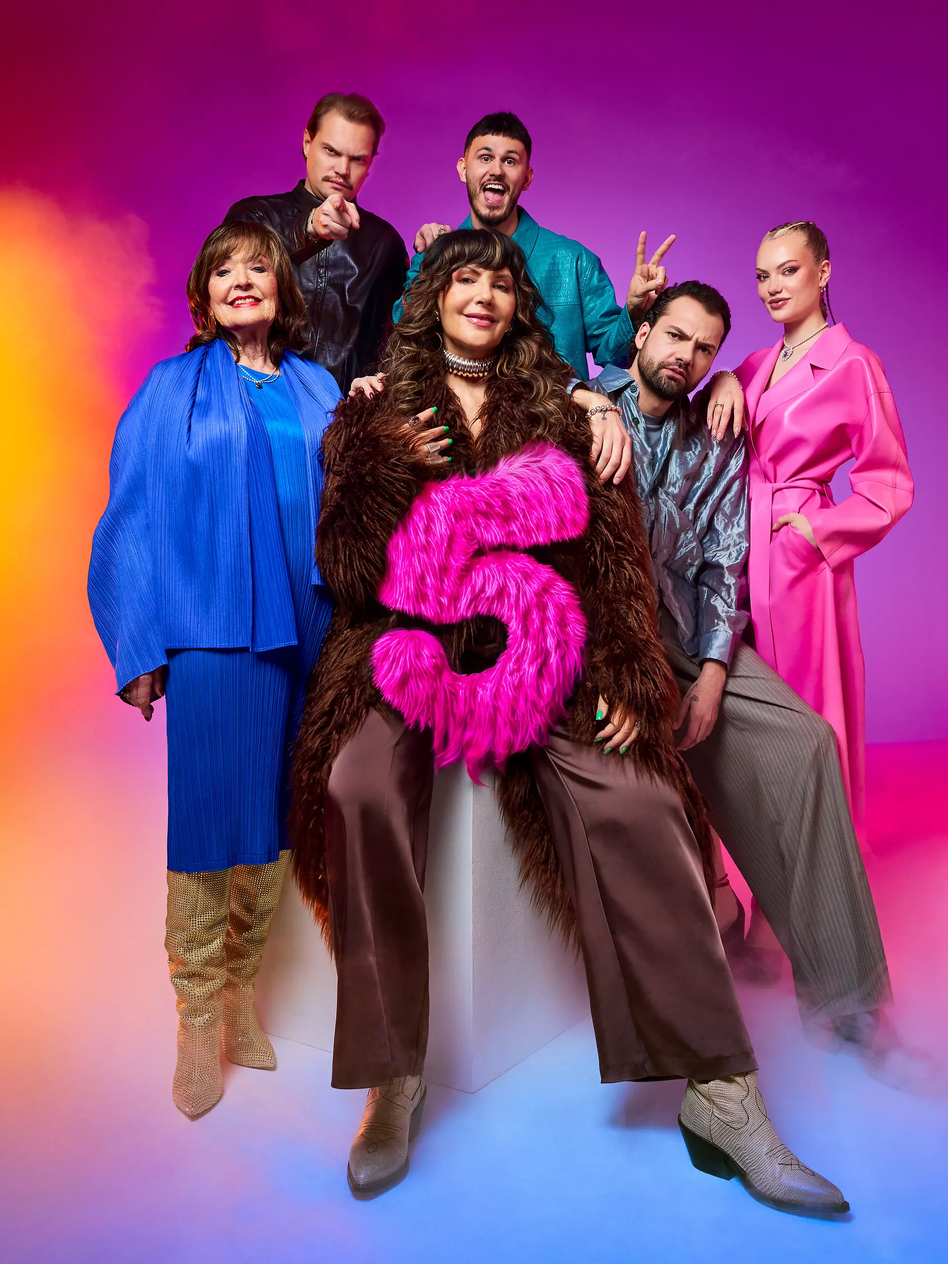 Diese Ochsenknechts: Mama Bärbel, Wilson Gonzalez, Natascha, Nino, Jimi Blue, Cheyenne Savannah (v.l.)