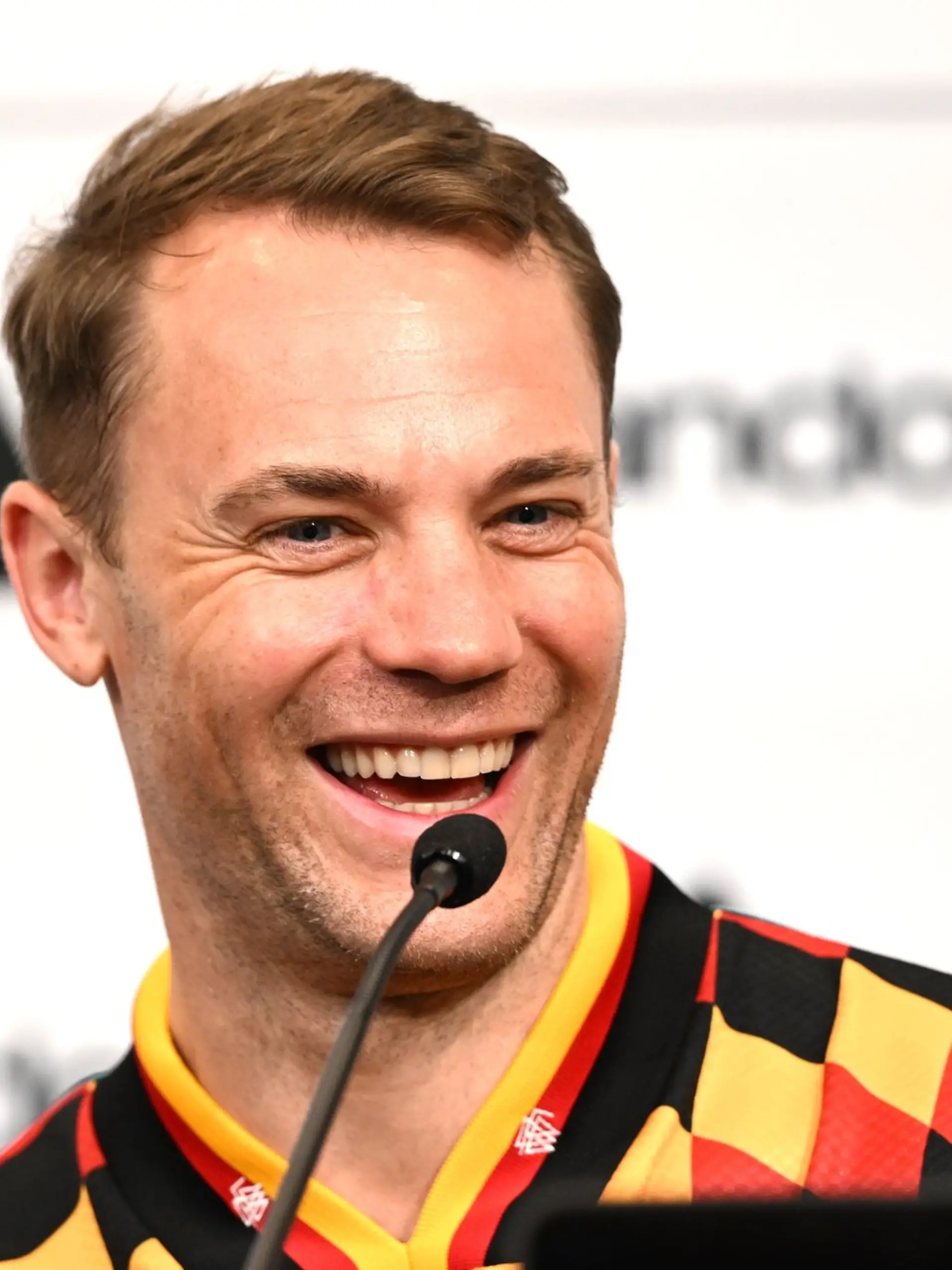 Bild zu: "Neuer will während WM nicht über DFB-Rücktritt nachdenken"