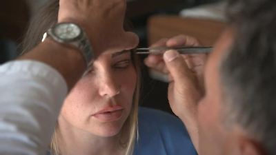 Bild von Nina Anhan lässt ihre Augen operieren – zwischen Druck und Panik