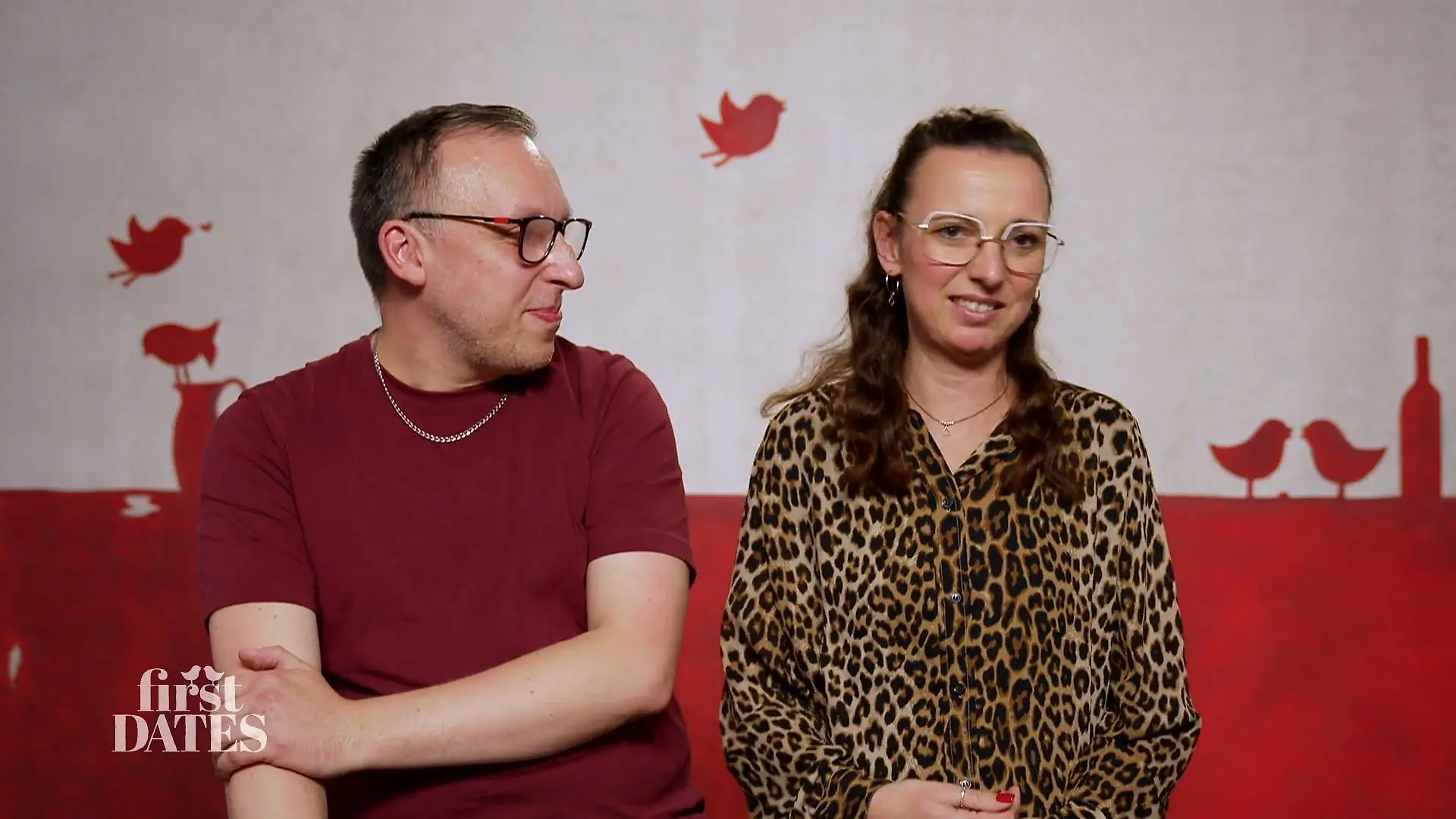 Melanie sieht in Kamil den perfekten Party-Partner Disco-Vibes