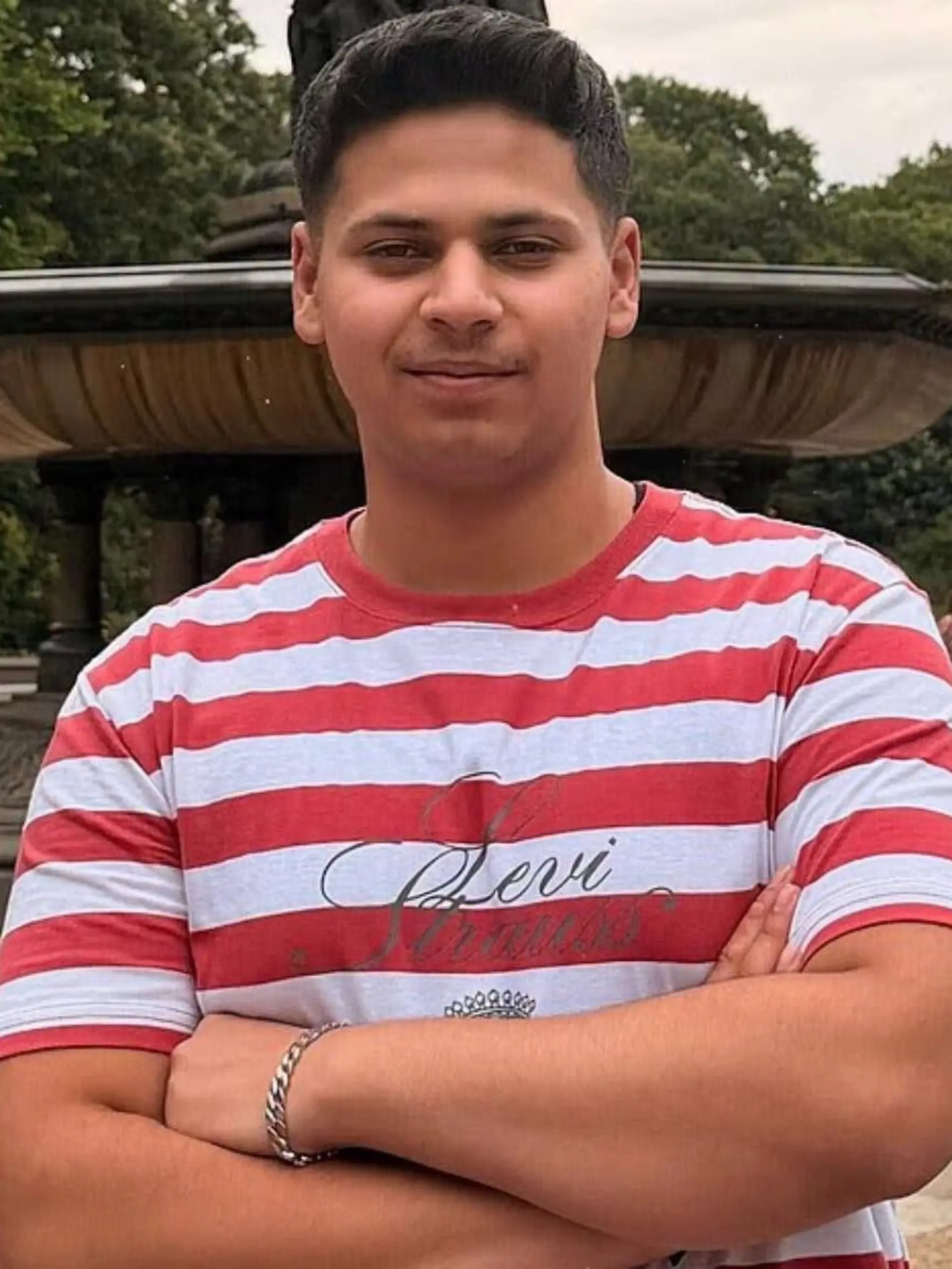 Romanch Mahajan, ein 18-jähriger Tourist aus Indien, kommt bei einer Kutschfahrt im Central Park ums Leben.