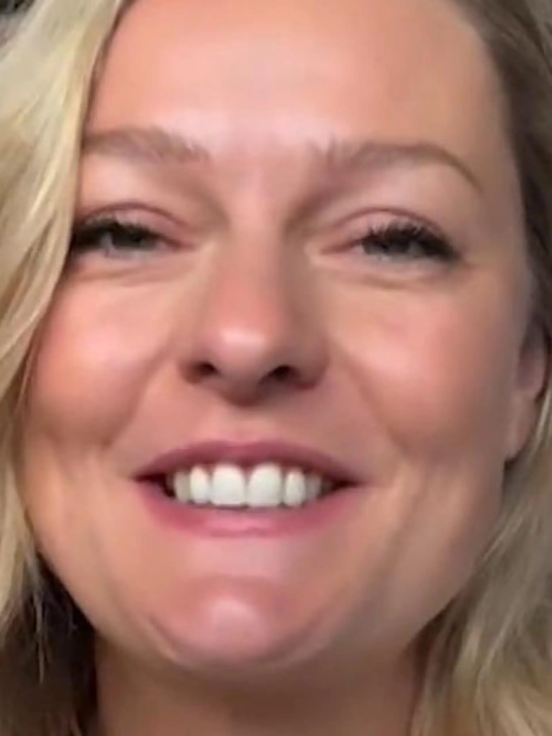 Bild zu: "„Unsere Familie ist größer geworden“ – Miriam Höller mit süßer Nachricht!"