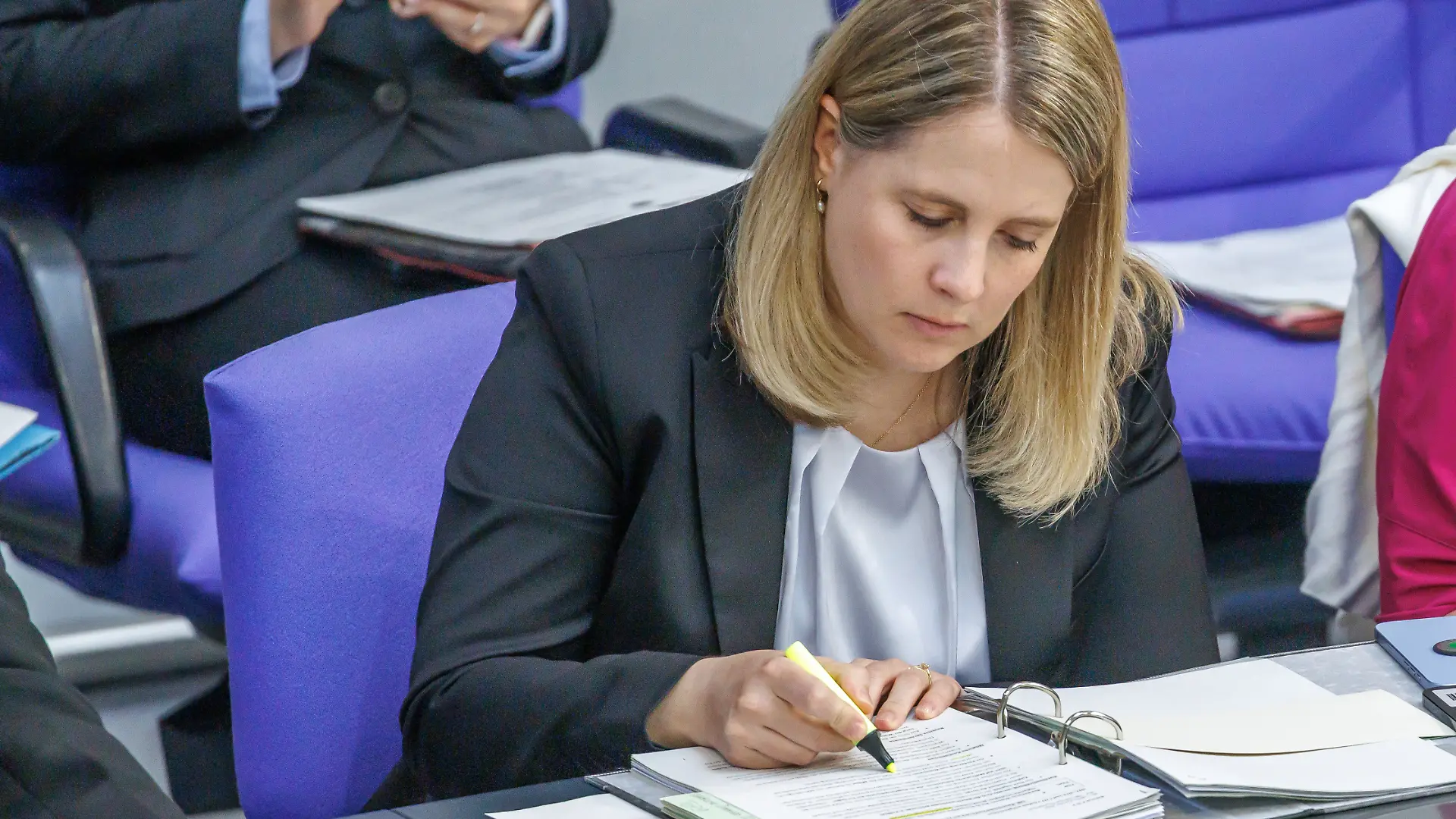 Verena Hubertz (SPD), Bundesministerin fuer Wohnen, Stadtentwicklung und Bauwesen, im Deutschen Bundestag am 11.06.26 in Berlin.
