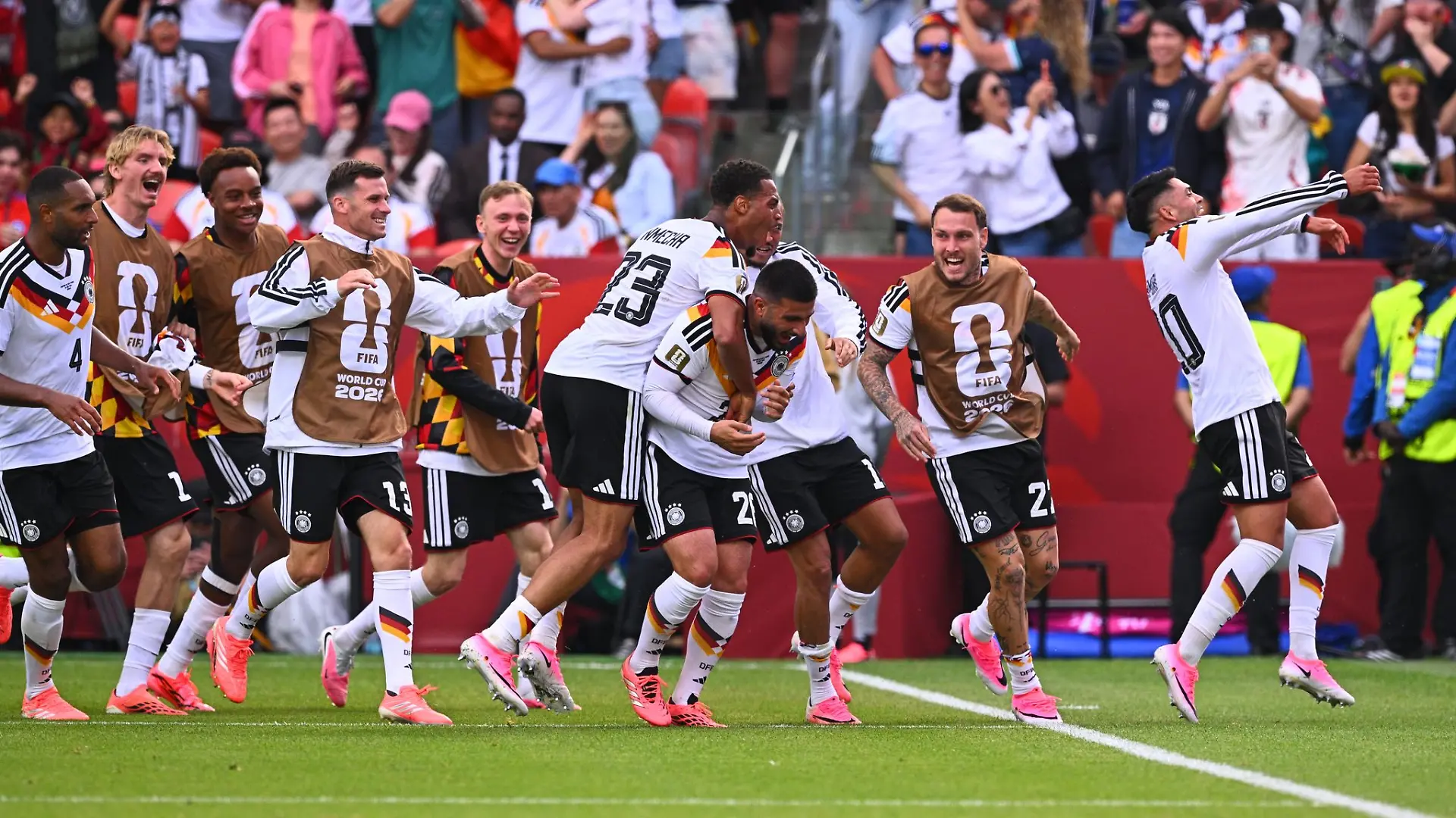 Die DFB-Elf bejubelte den deutschen Sieg.