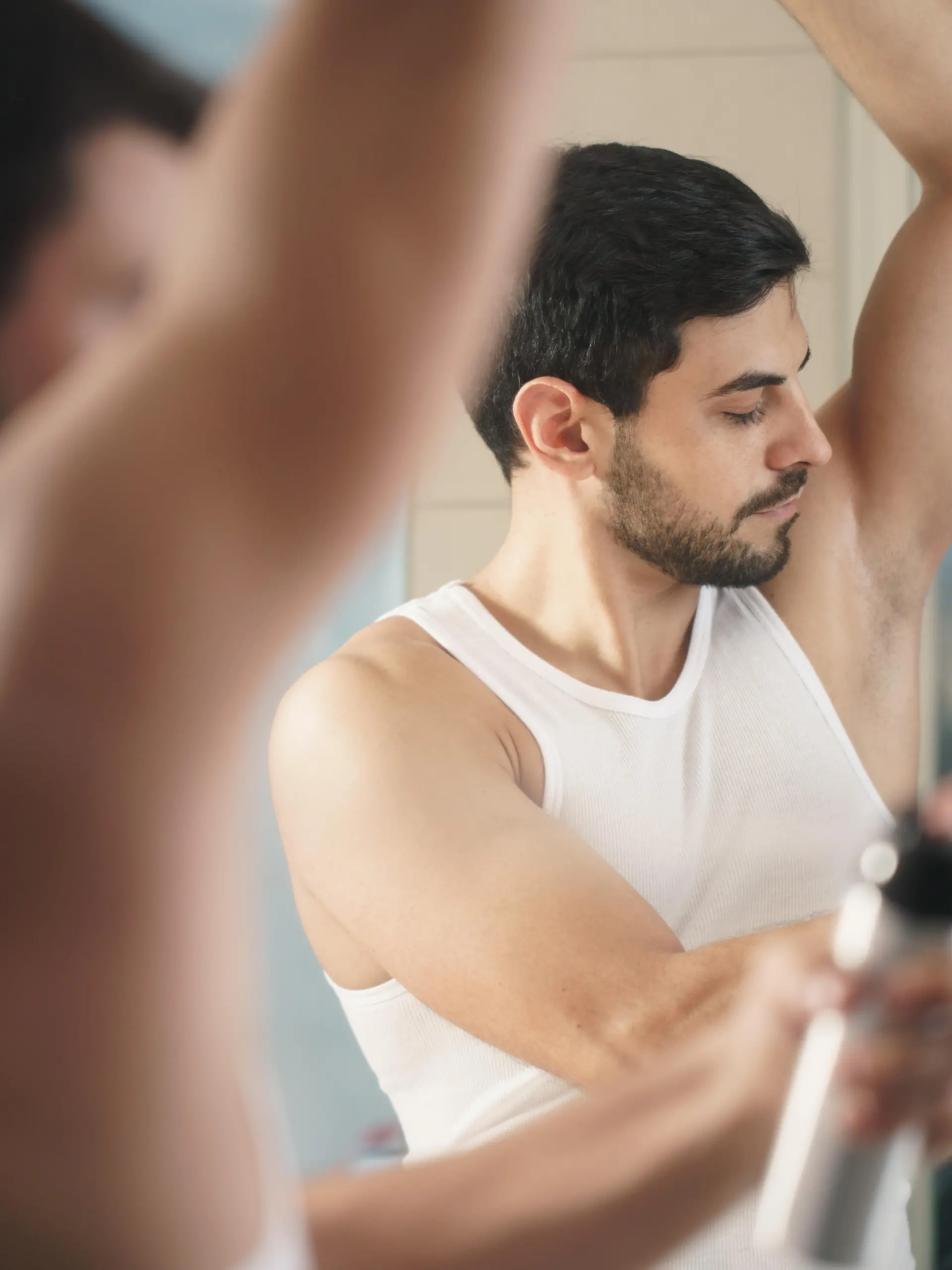 körperpflege;körperhygiene;deodorant;Bildverwendung nur mit Urhebervermerk: DC_2/Shotshop/picture alliance. Keine Exlusivverkäufe möglich. || Modellfreigabe vorhanden