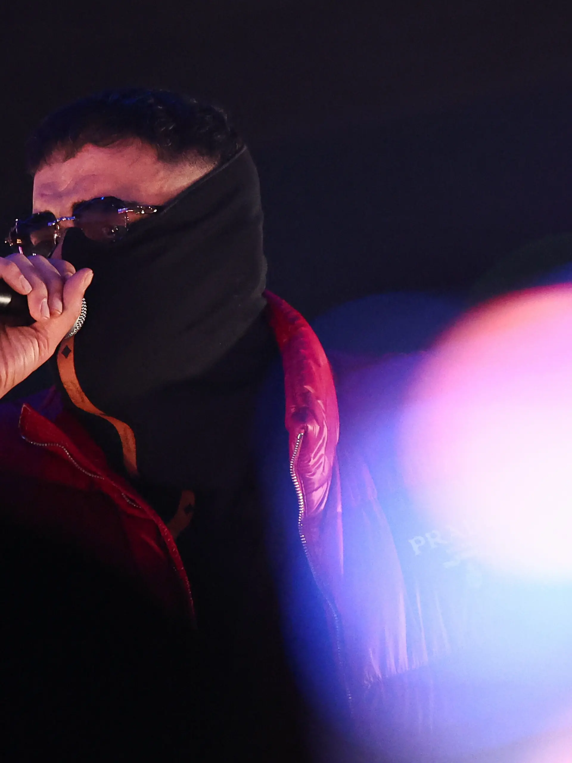 Der Rapper Haftbefehl tritt im La Louve in Gießen auf. +++ dpa-Bildfunk +++