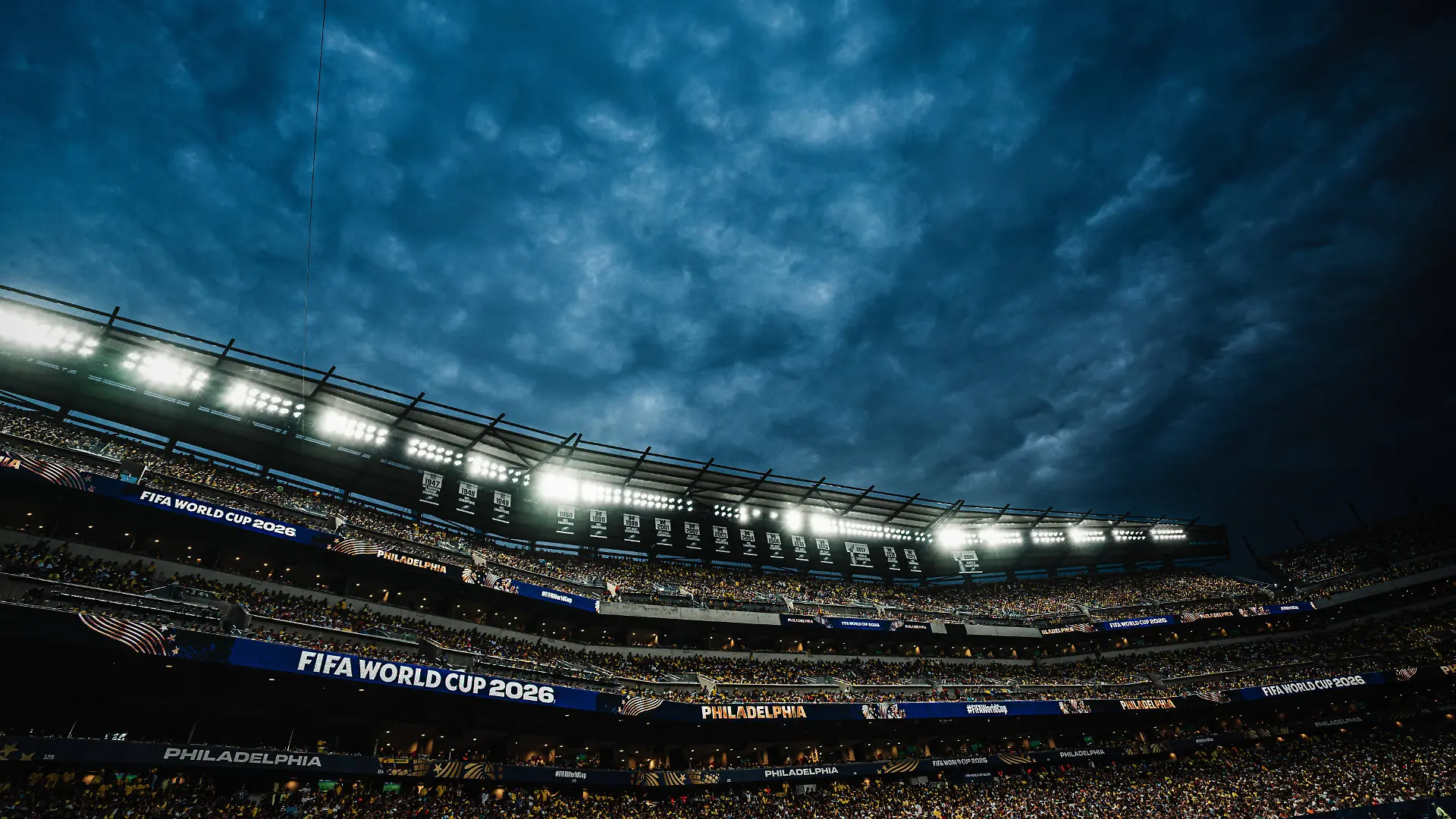 Fußball Herren FIFA Fußball-Weltmeisterschaft 2026 Gruppe E Elfenbeinküste vs. Ecuador 14.06.2026 Der Himmel über dem Stadion kündigt ein Unwetter an Philadelphia Philadelphia Stadion Pennsylvania United States of America