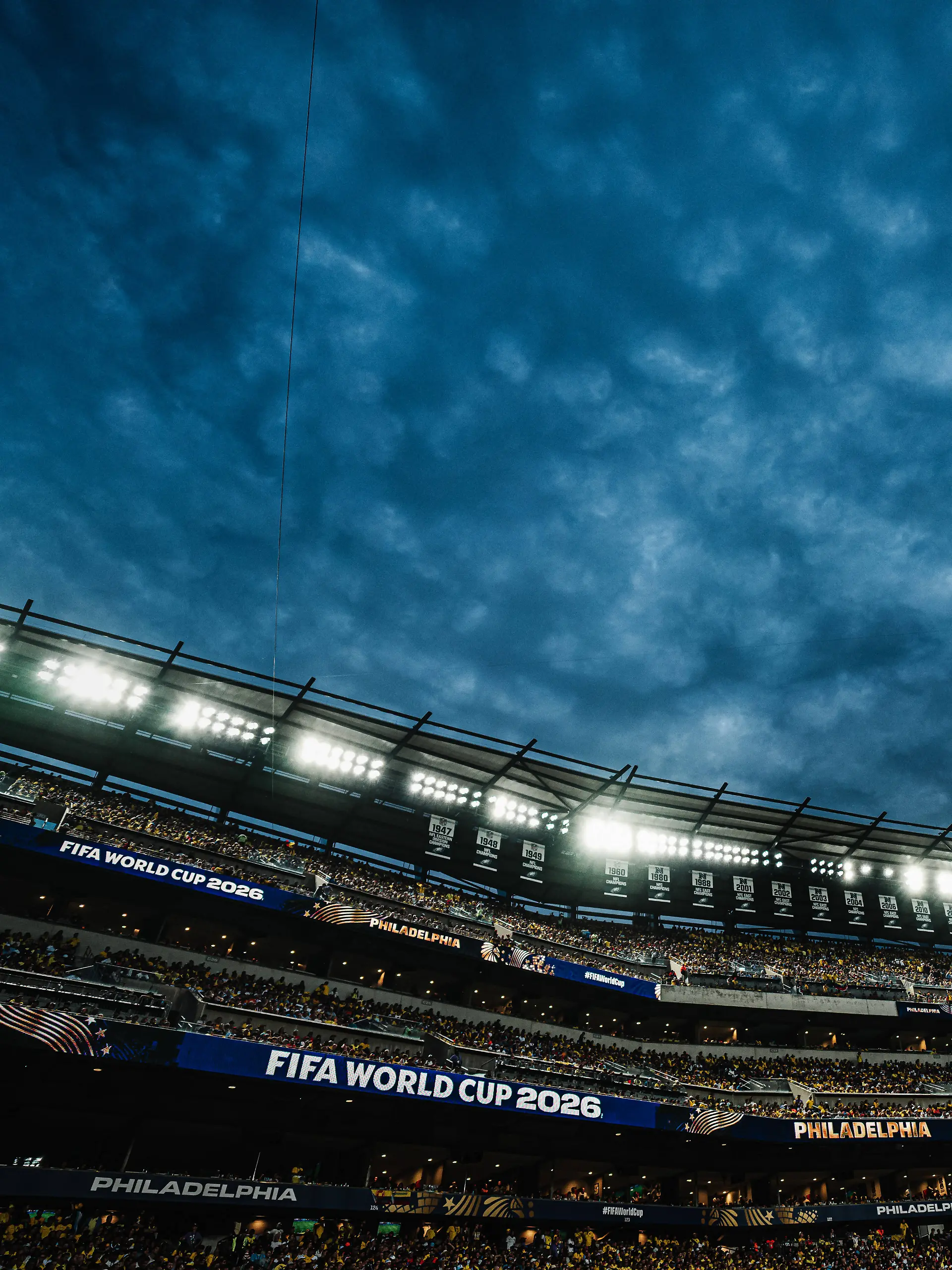 Fußball Herren FIFA Fußball-Weltmeisterschaft 2026 Gruppe E Elfenbeinküste vs. Ecuador 14.06.2026 Der Himmel über dem Stadion kündigt ein Unwetter an Philadelphia Philadelphia Stadion Pennsylvania United States of America