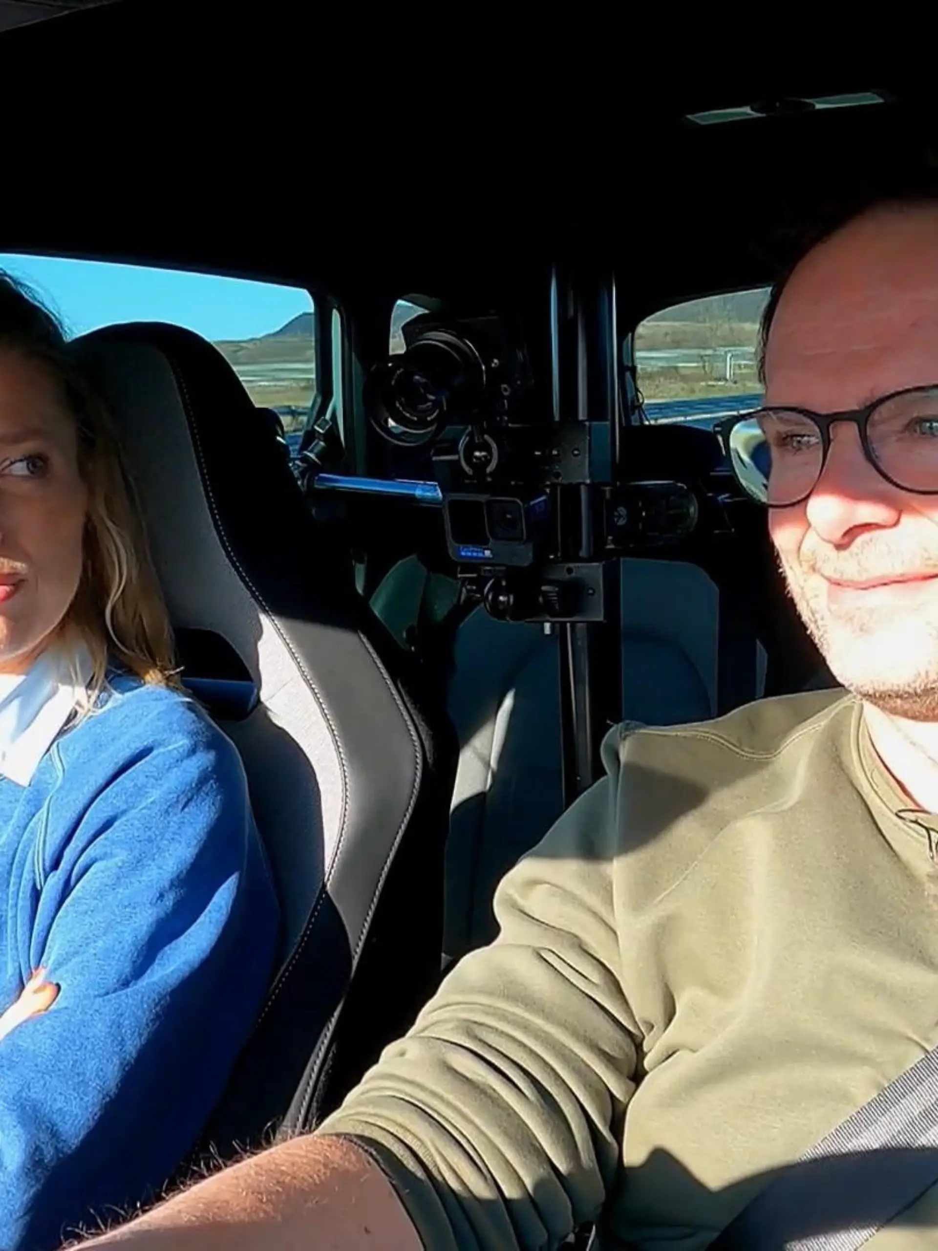 Bild zu: "Anni Dunkelmann und Martin checken Assistenzsysteme"