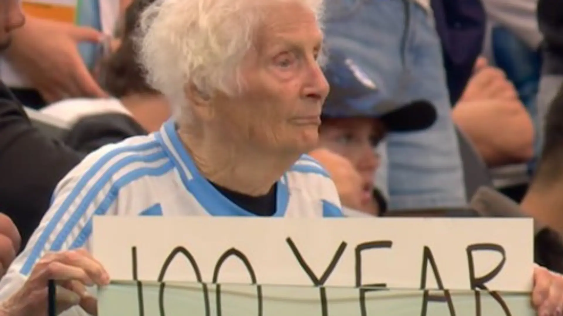 Pauline Kana aka „Gangster Granny“