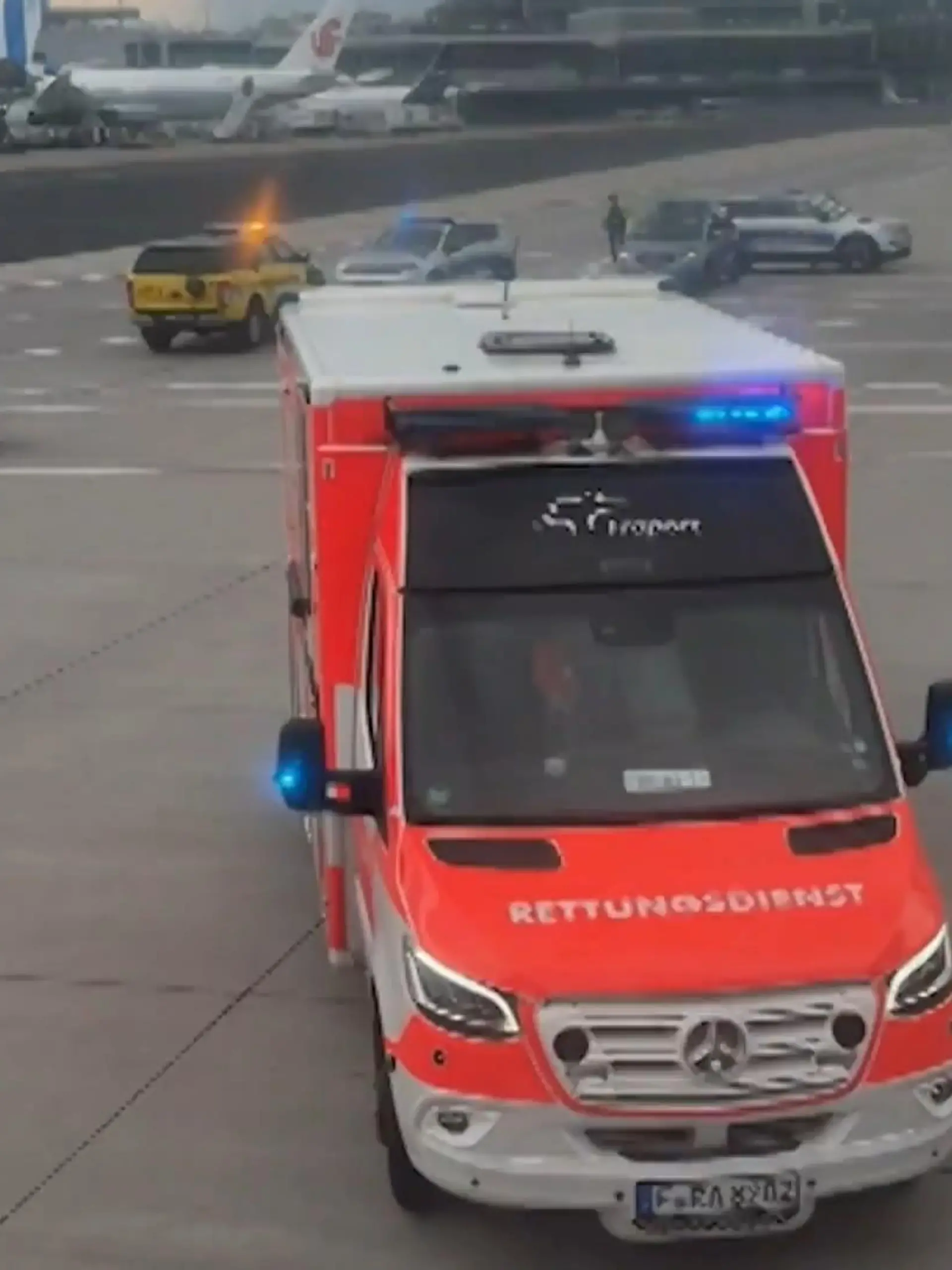Bild zu: "Flugzeugpassagiere rufen Polizei wegen Hitze im Flieger"