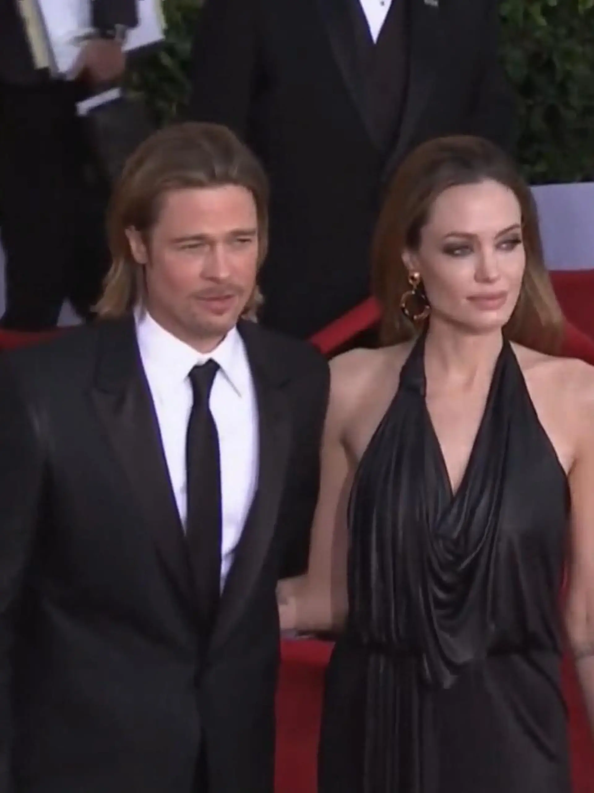 Bild zu: "Angelina Jolie trennt sich auch geschäftlich von Brad"