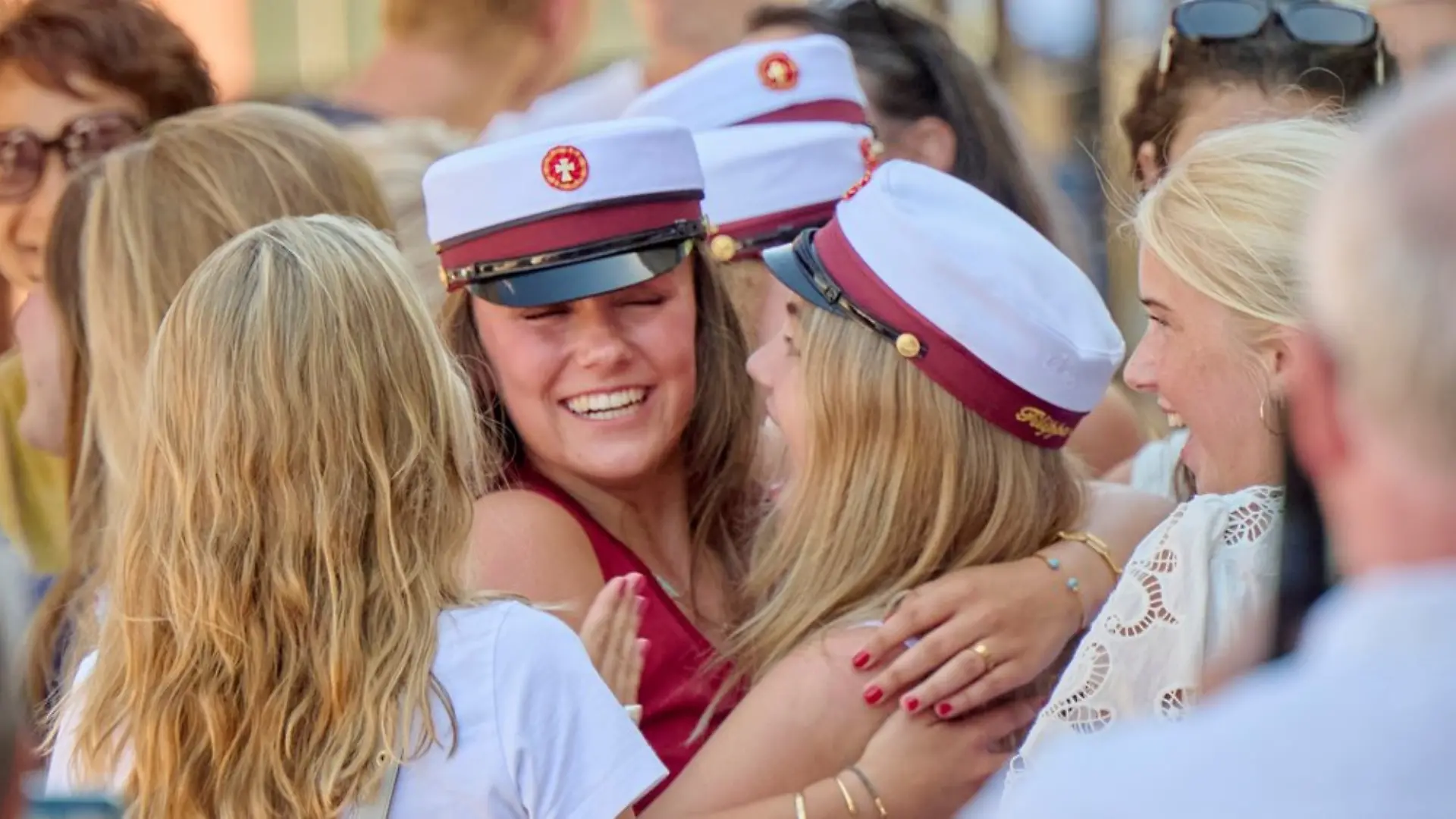Prinzessin Isabella von Dänemark feiert ihren Schulabschluss