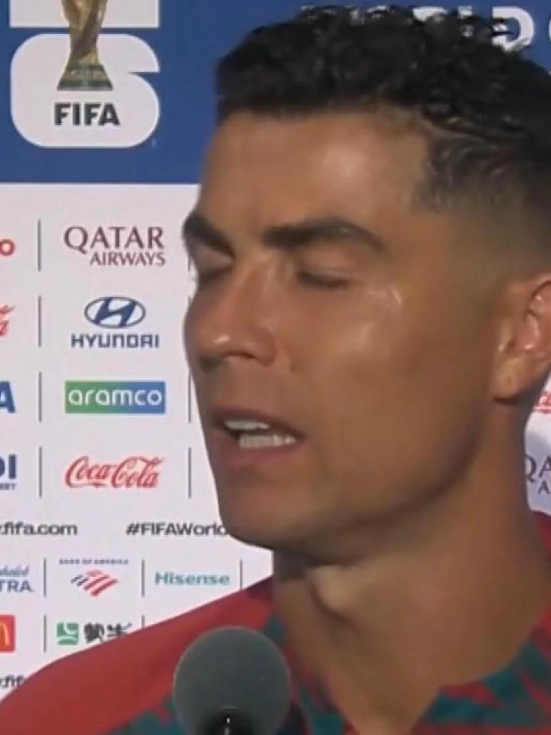 Bild zu: "Bei DIESER Frage macht Cristiano Ronaldo komplett zu"