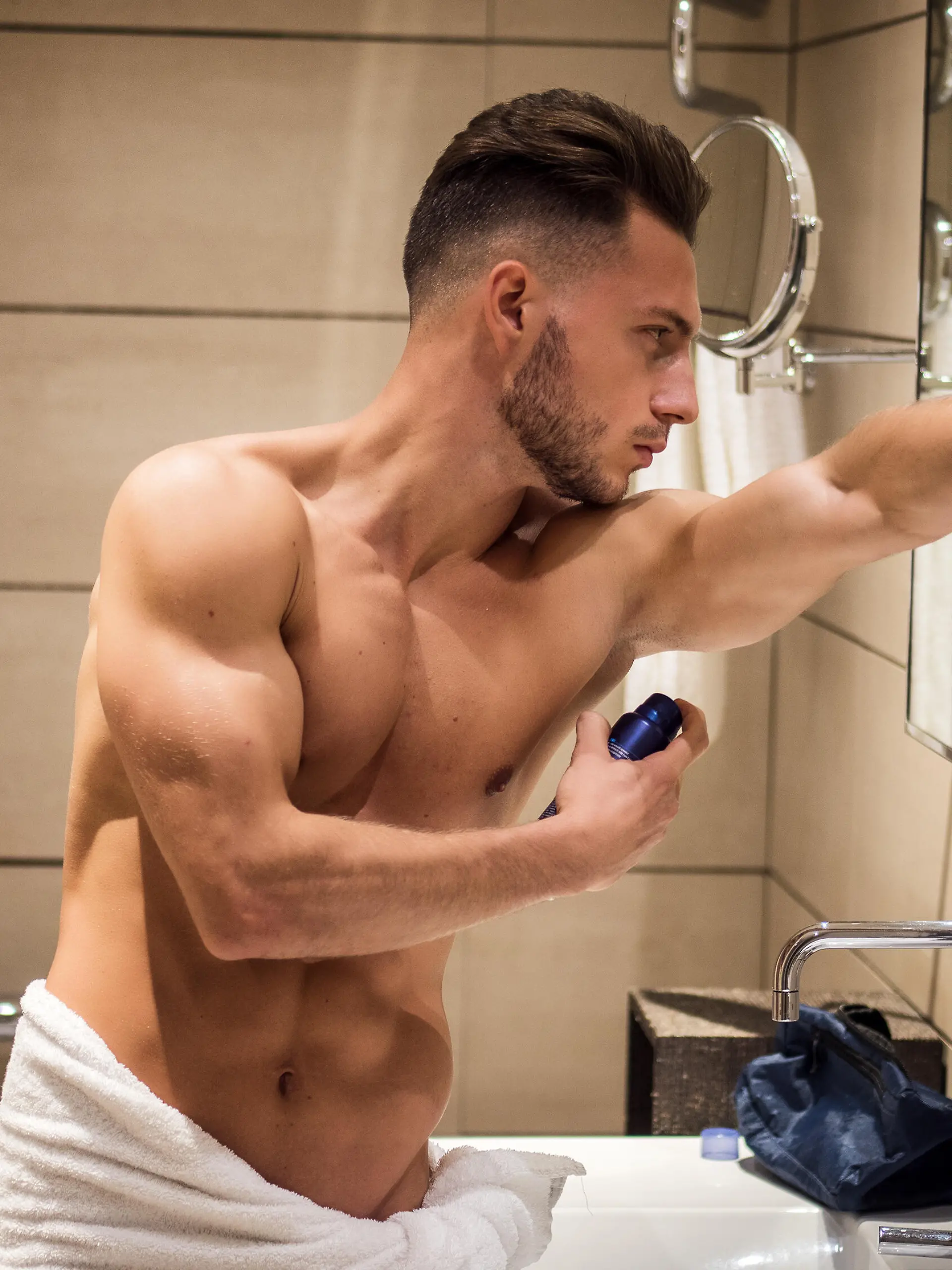 Bild zu: "Diese Männer-Deos haben im Öko-Test die Nase vorn"