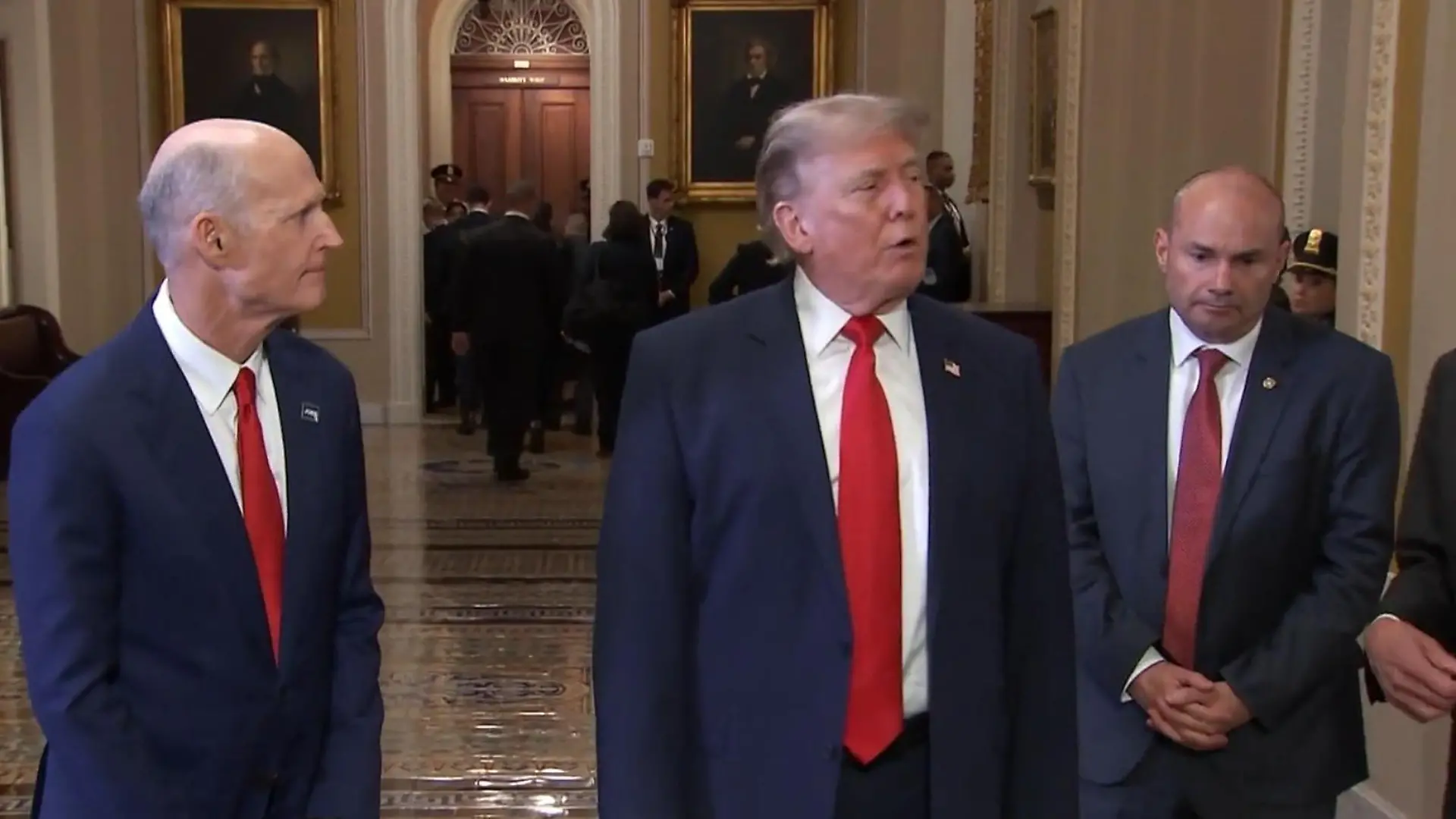 Donald Trump die Stirn geboten! Wegen IHM wird der US-Präsident plötzlich richtig laut Heftiges Wortgefecht