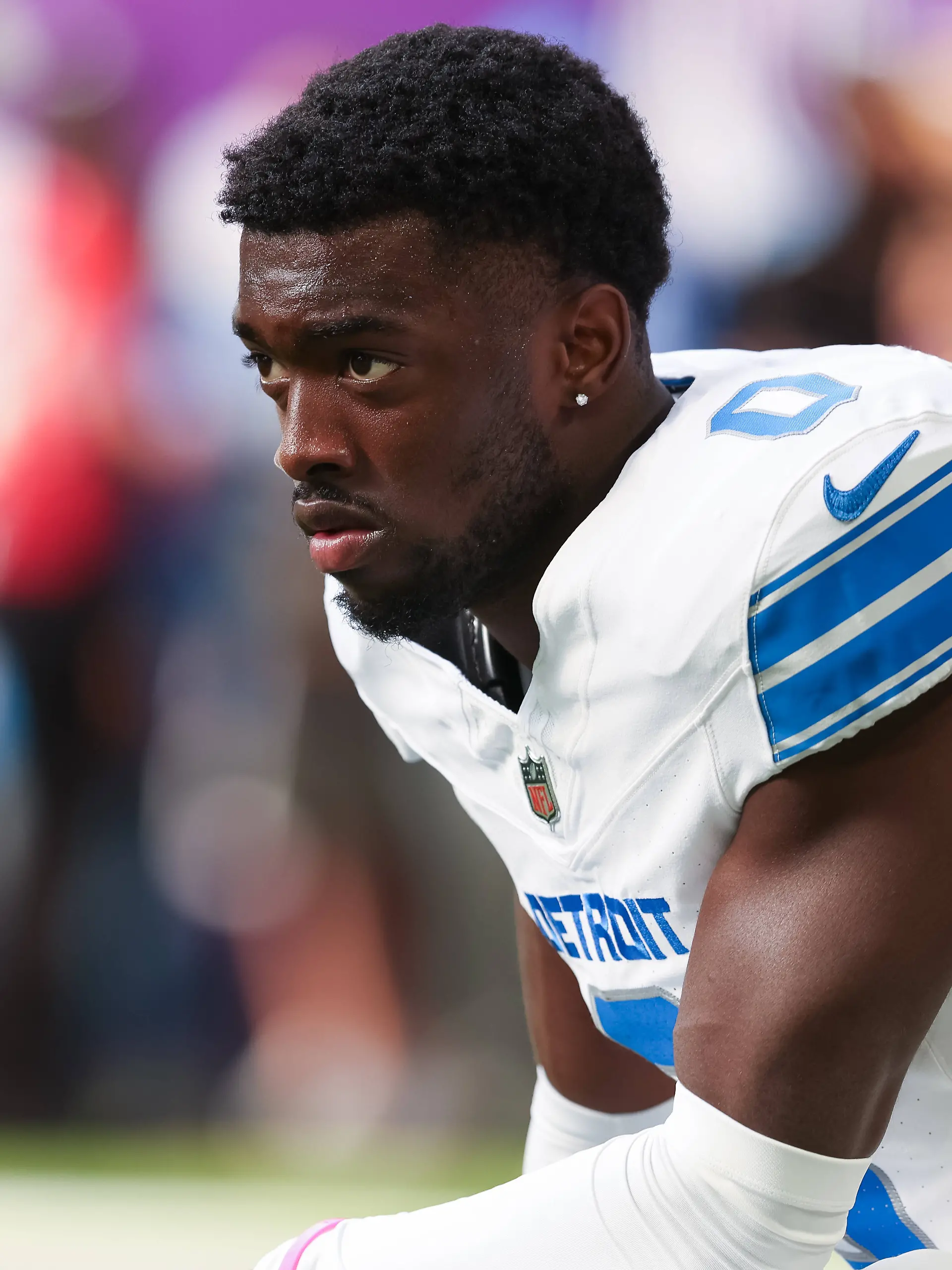 MINNEAPOLIS, MN - OCTOBER 20: Detroit Lions cornerback Terrion Arnold 0 looks on before the NFL, American Football Herren, USA game between the Detroit Lions and the Minnesota Vikings on October 20, 2024, at U.S. Bank Stadium in Minneapolis, MN. Photo by Bailey Hillesheim/Icon Sportswire NFL: OCT 20 Lions at Vikings EDITORIAL USE ONLY Icon241020109
