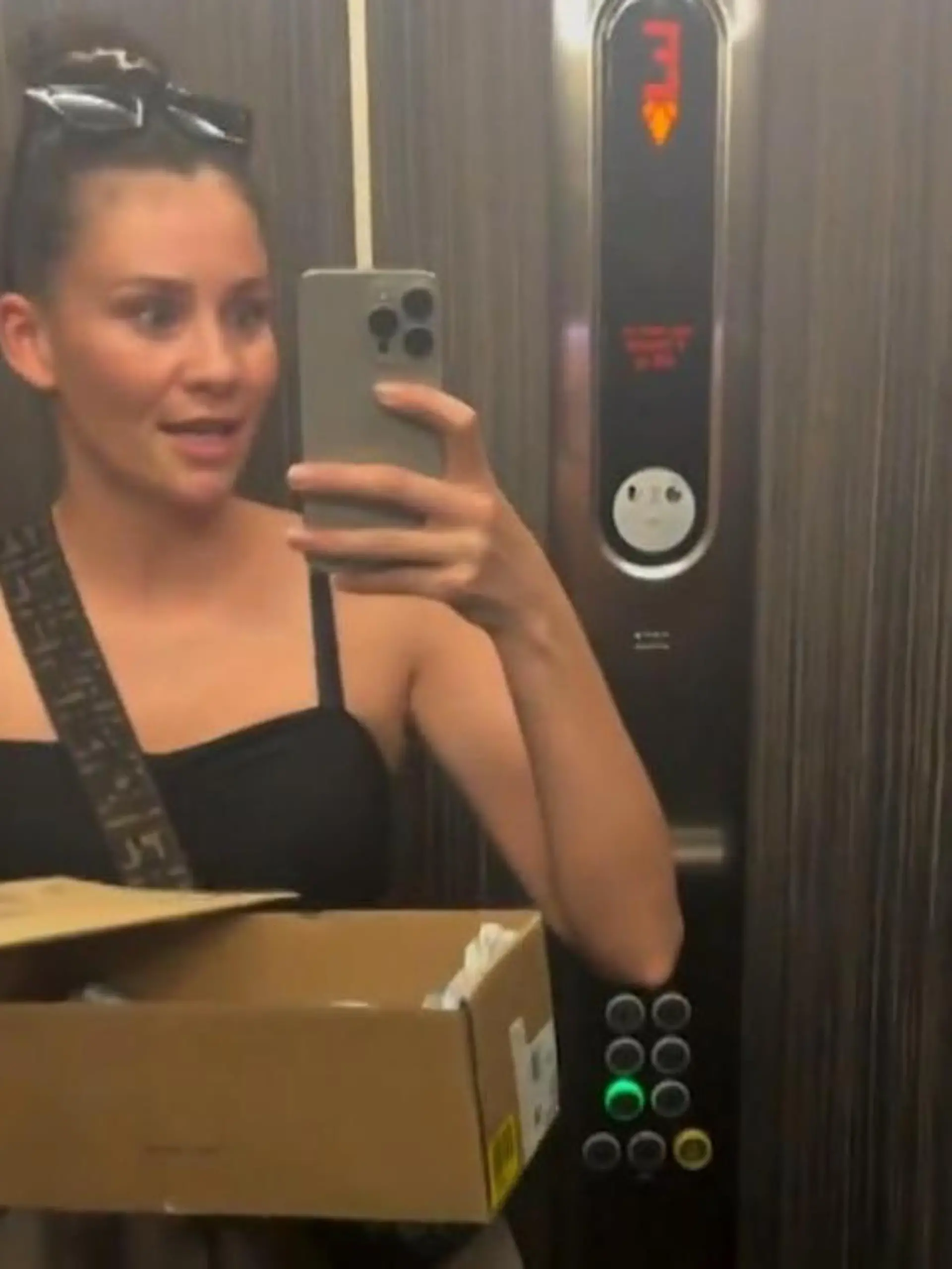 Bild zu: "Vogel-Notfall bei Betty Taube! Ex-„Let's Dance"-Kandidatin auf Rettungsmission"
