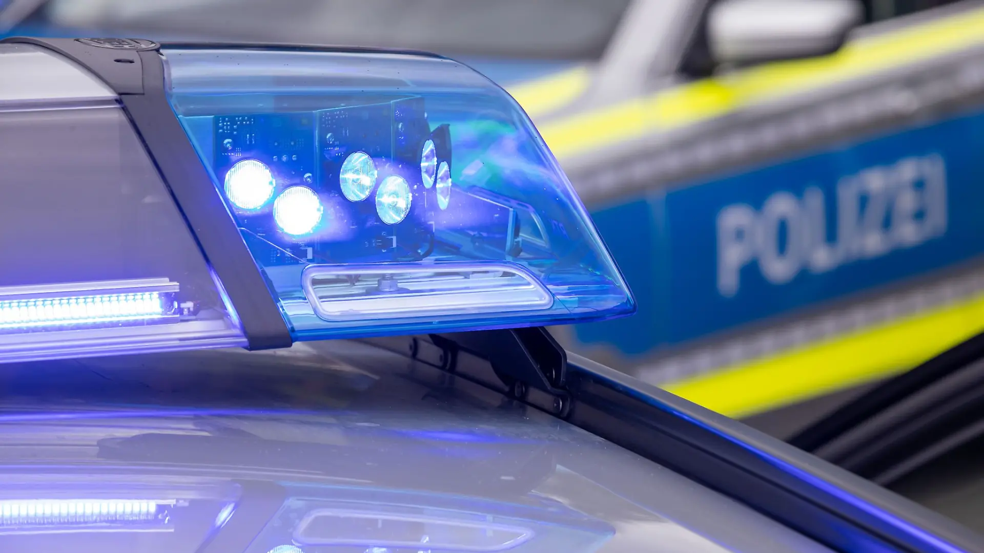 In Wolfegg im Allgäu fahndet die Polizei nach einem mutmaßlichen Entführer (Symbolbild) 