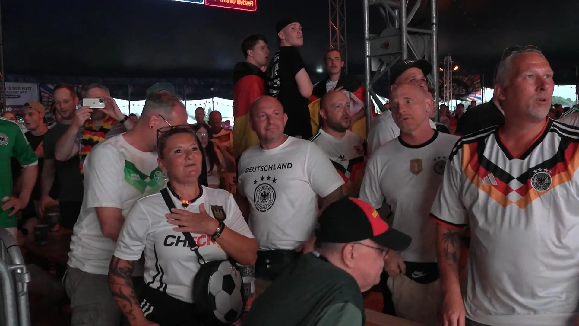 Public Viewing in Essen Deutschland gegen Ecuador