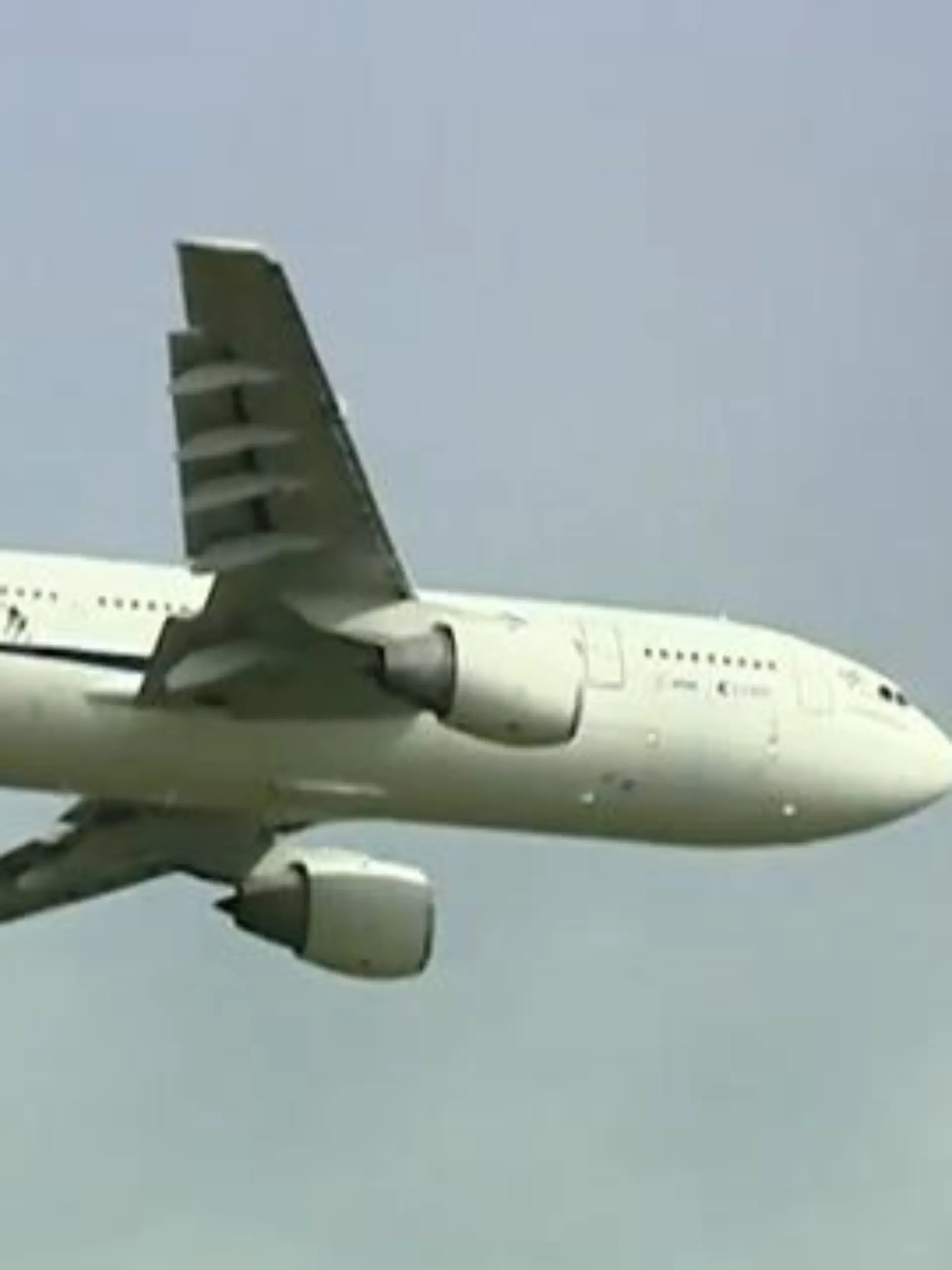 Bild zu: "Museumsflieger wird auseinandergebaut"