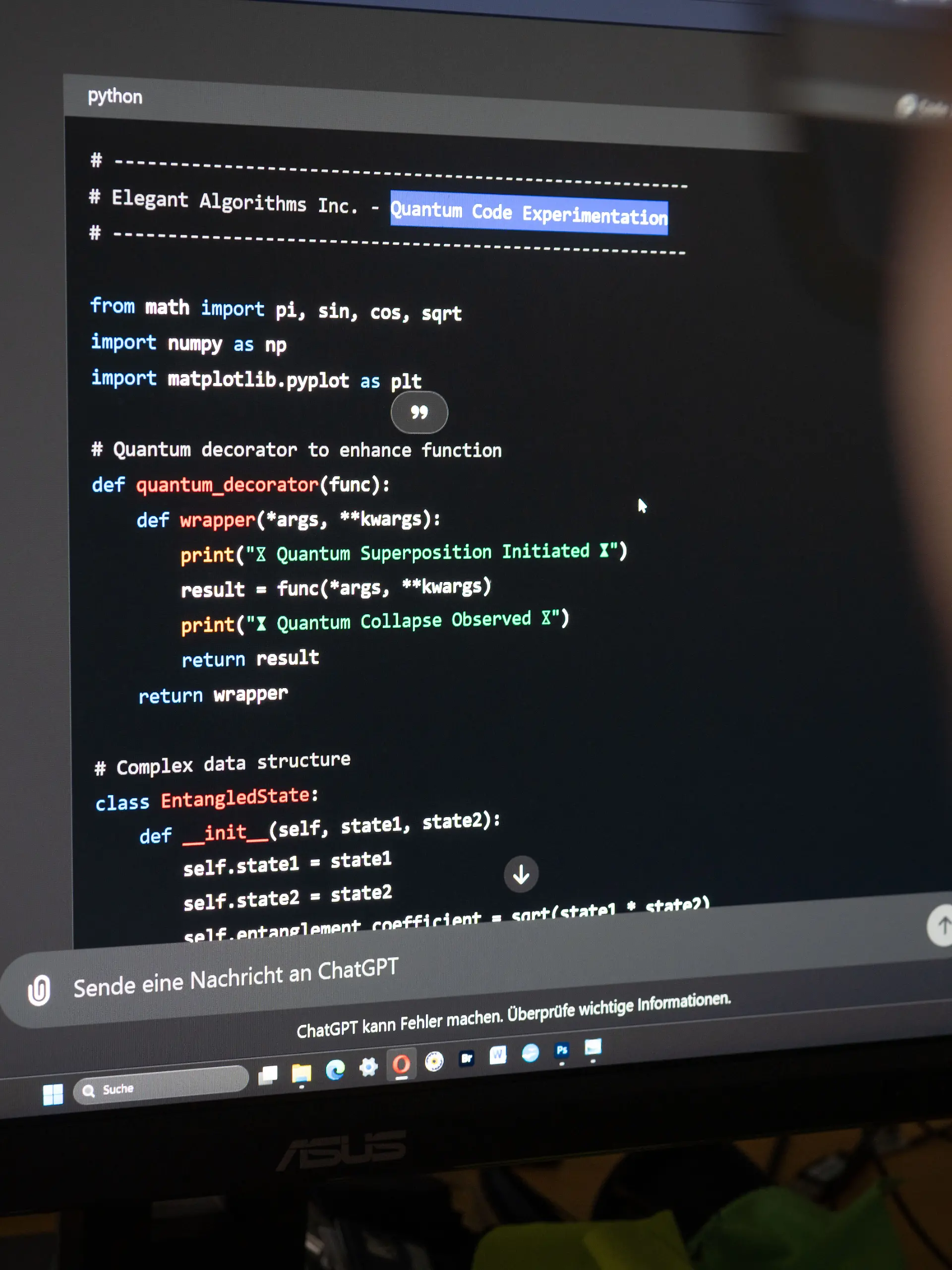 Ein registrierter Nutzer sitzt vor einem Bildschirm, während das vom US-amerikanischen Unternehmen OpenAI entwickelte Sprachprogramm ChatGPT auf Basis künstlicher Intelligenz einen Computer-Code schreibt.
