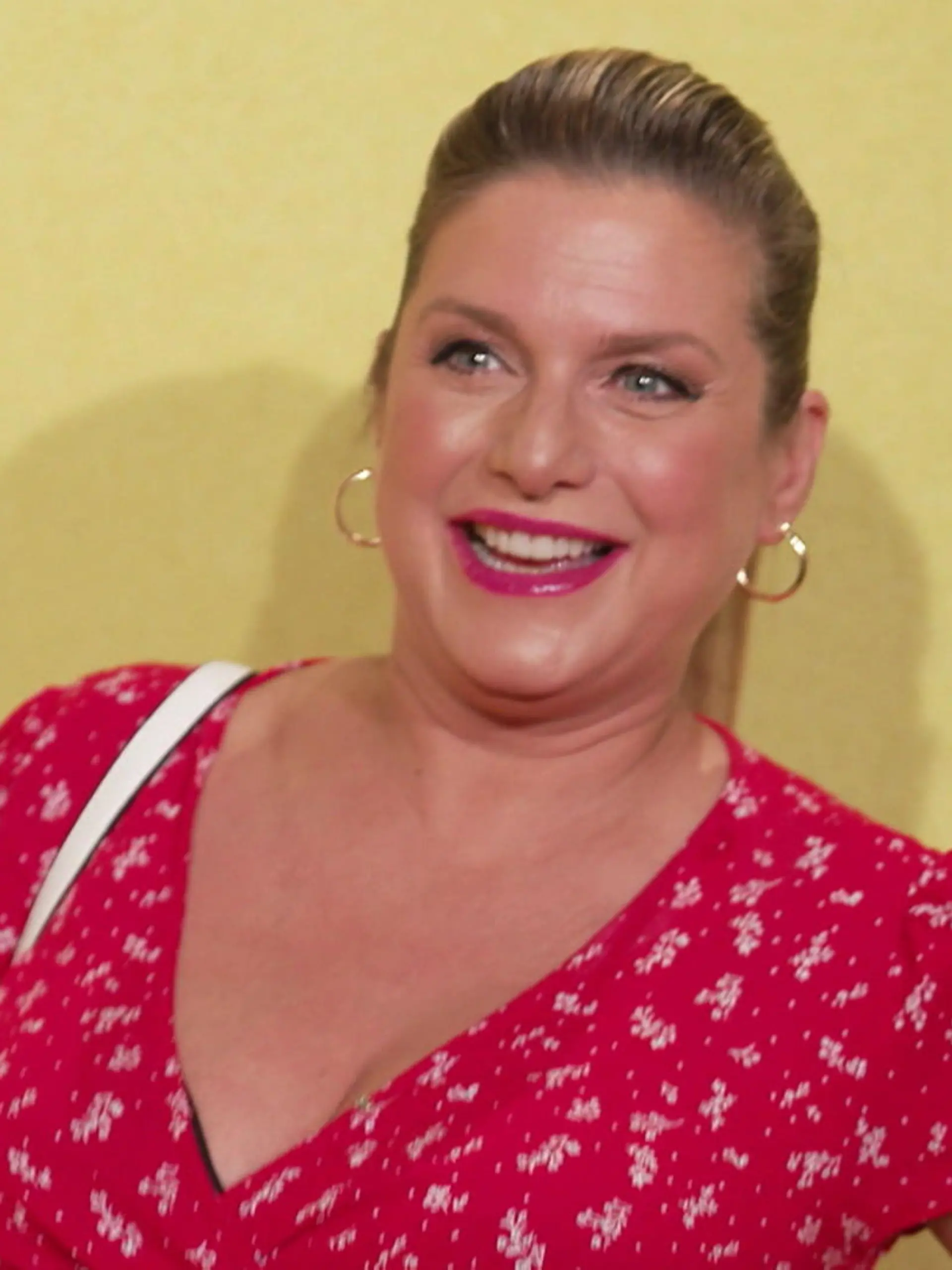 Bild zu: "Trotz Hitze und Schlafproblemen! So meistert Jeanette Biedermann (46) ihre Schwangerschaft"