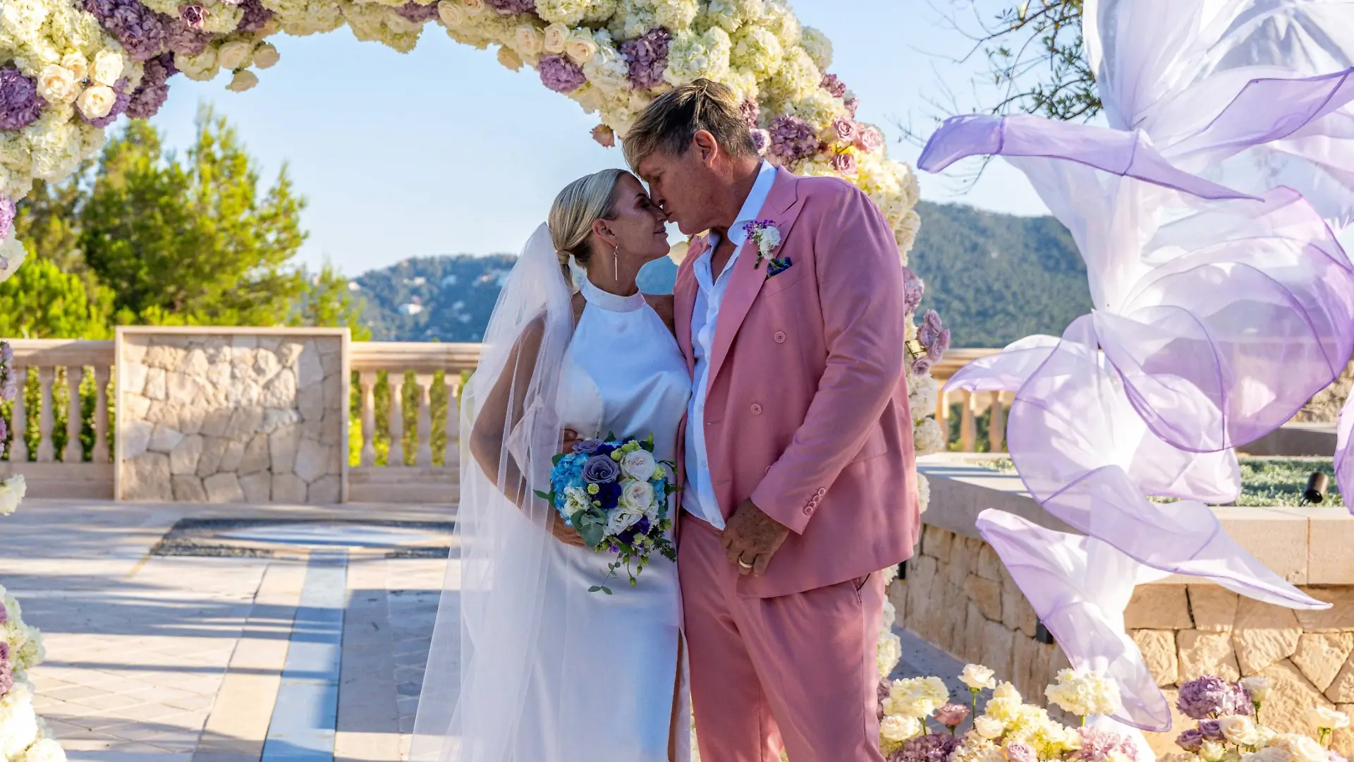 "Die Traumhochzeit von Peggy und Steff" - Die ersten und exklusiven Bilder