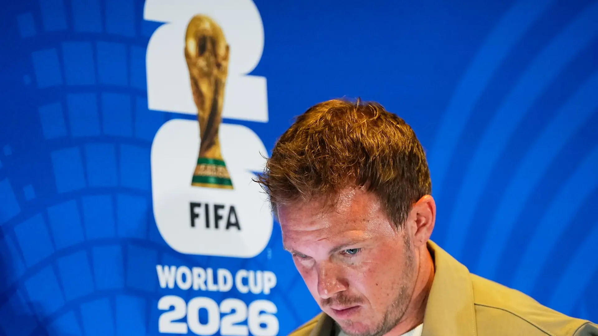 Julian Nagelsmann spricht über die Kritiker und die WM-Erwartungen.