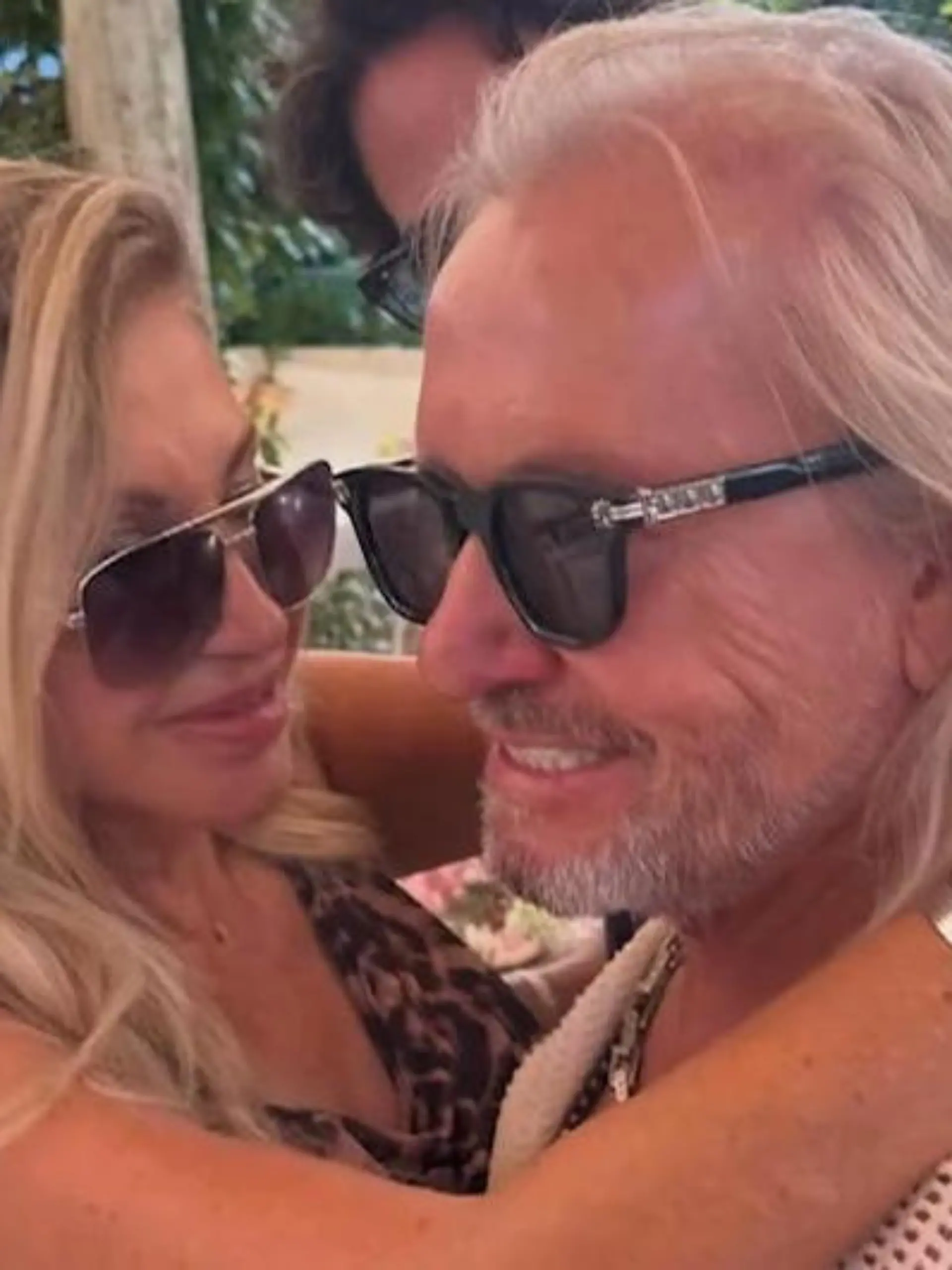 Bild zu: "Öffentliche Liebeserklärung! Carmen Geiss rührt Robert mit DIESEN Worten"