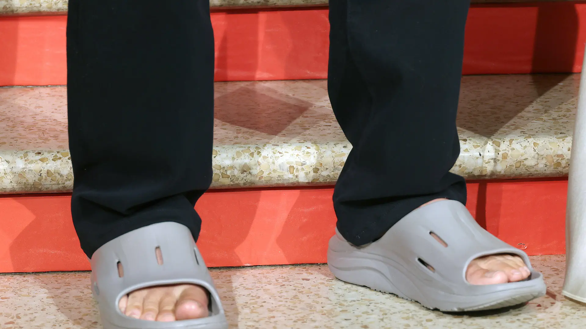 June 28, 2026, Los Angeles, California, USA: Jeff Bridges, shoe detail at the premiere of Minions & Monsters at The Dolby Theatre. Los Angeles USA PUBLICATIONxINxGERxSUIxAUTxONLY - ZUMAg107 20260628_zep_g107_087 Copyright: xNinaxPrommerx