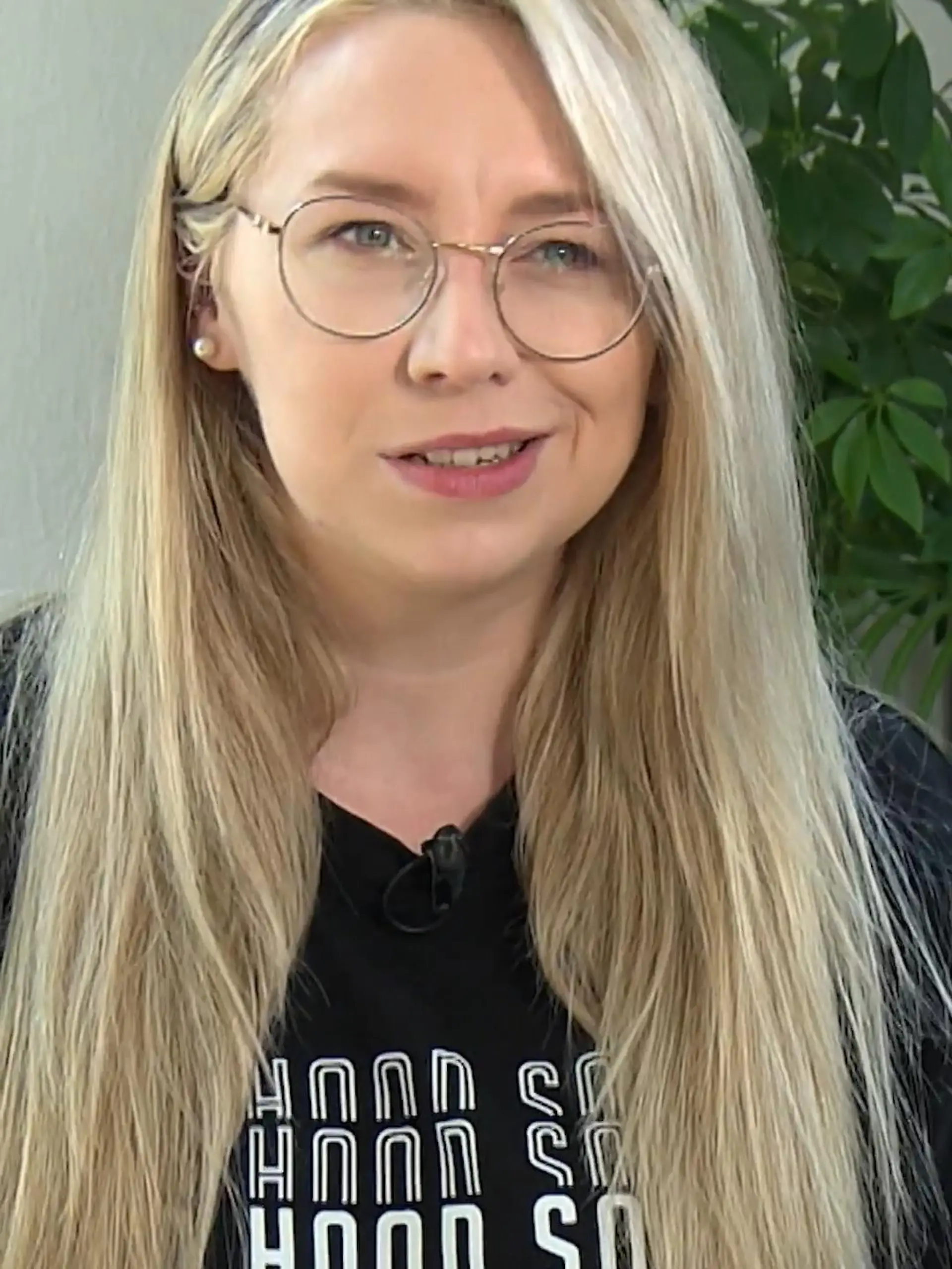 Bild zu: "Astrid weiß, wie perfektes Styling geht"