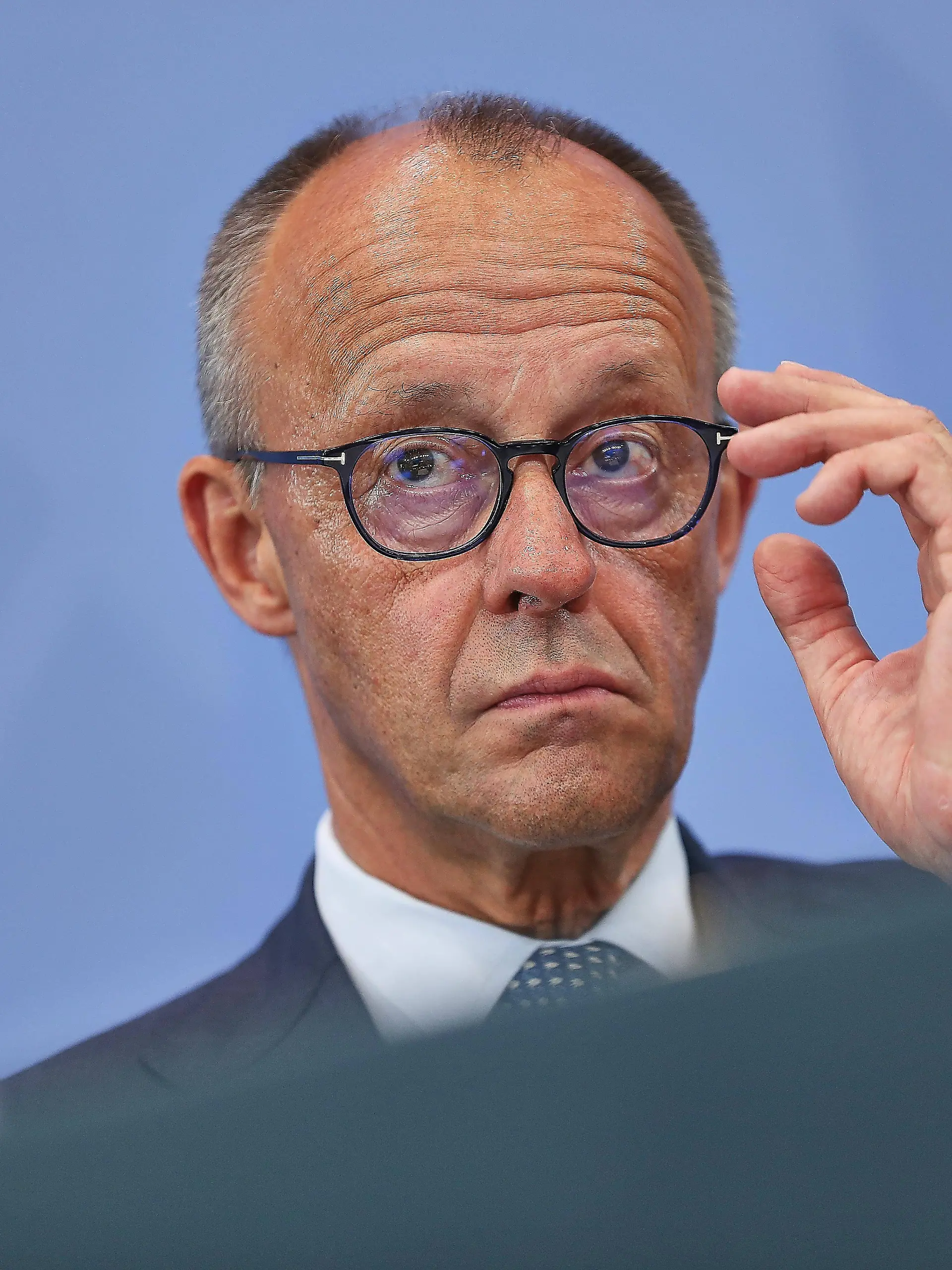 Bild zu: "Merz schockt Deutschland mit Peinlich-Post"