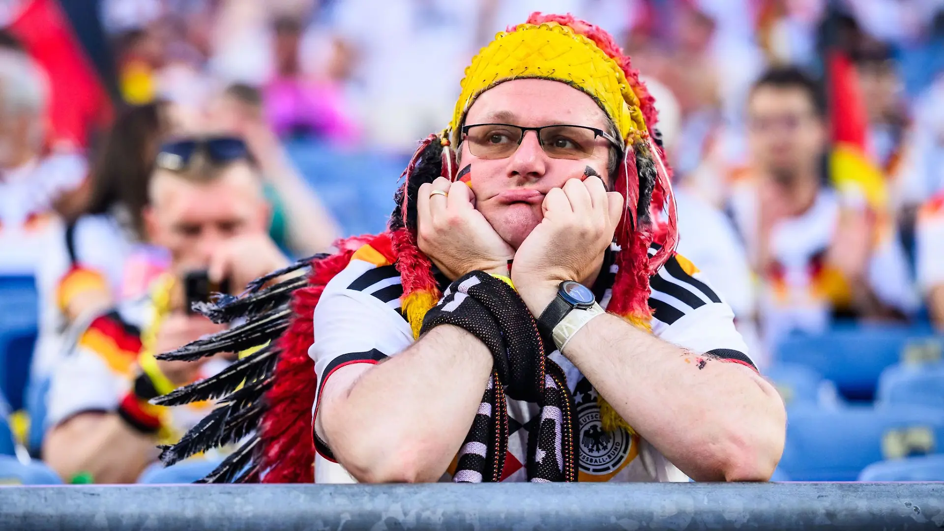 Nach dem WM-Aus könnte die miese Stimmung im Fußball auch auf andere Bereiche übergreifen.